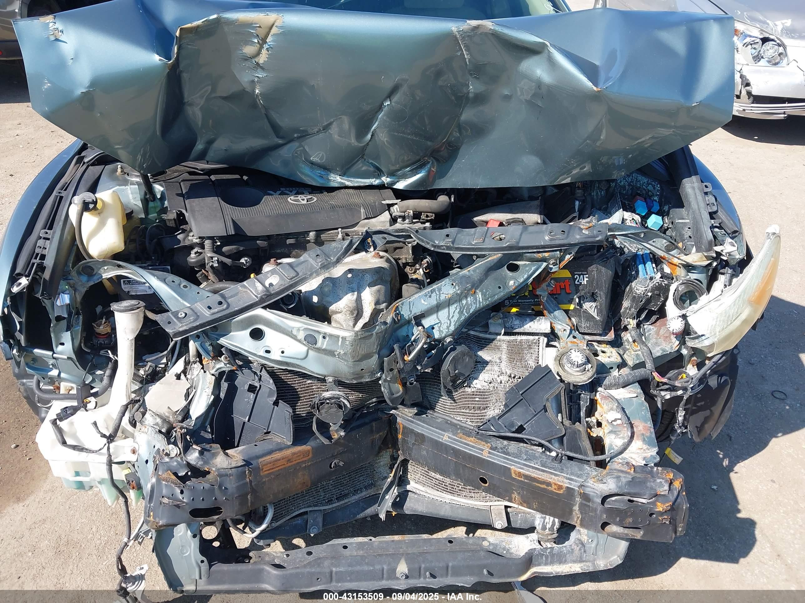 TOYOTA CAMRY image 10