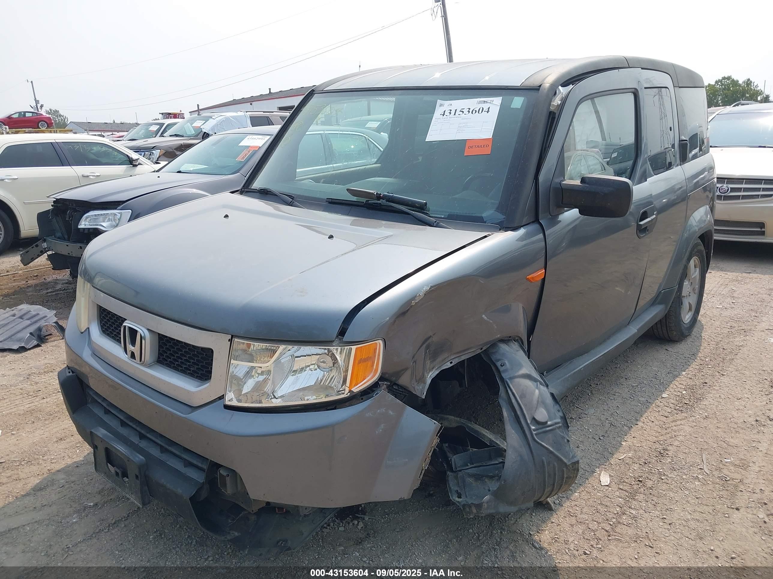 HONDA ELEMENT image 2