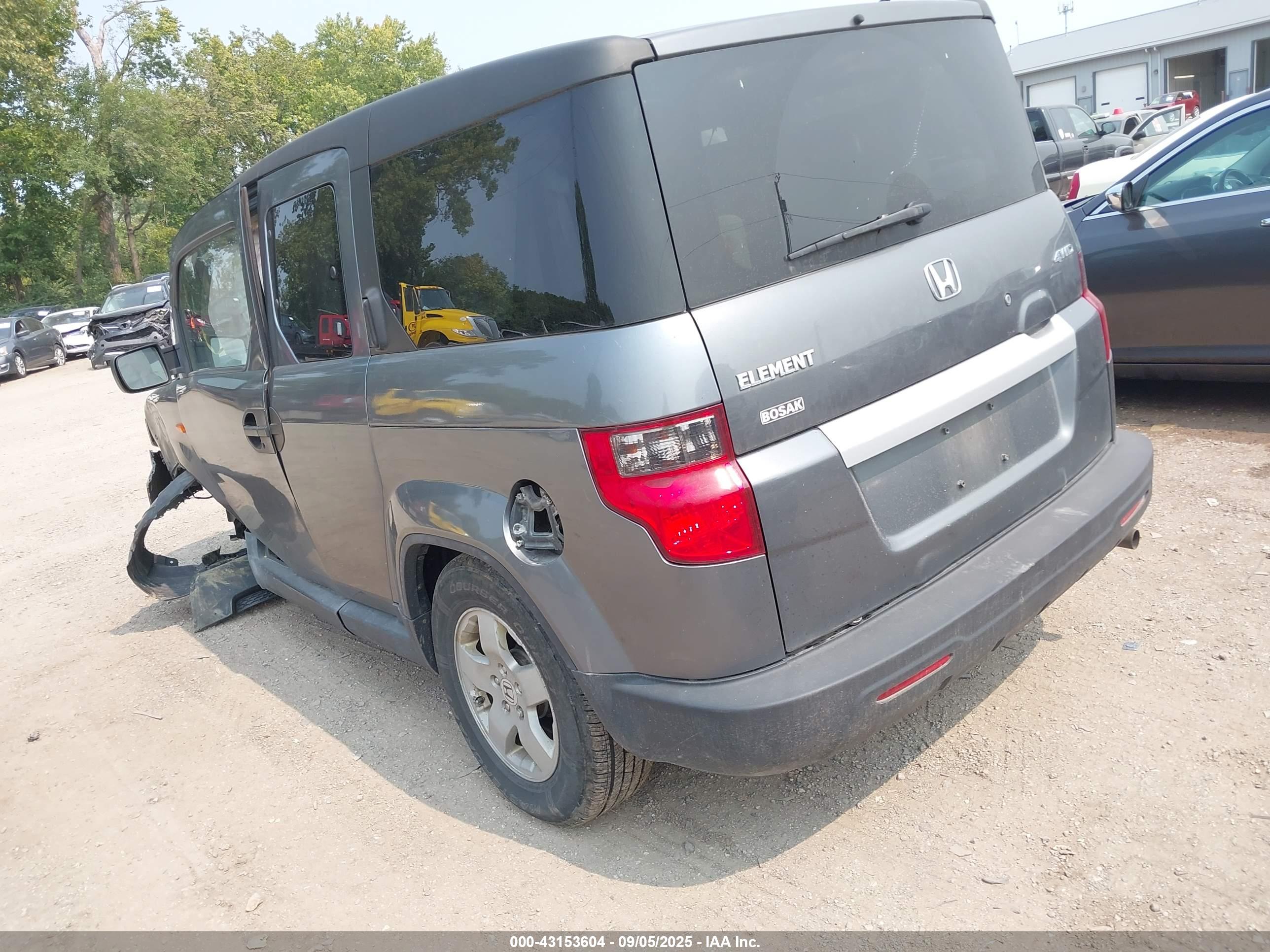 HONDA ELEMENT image 3