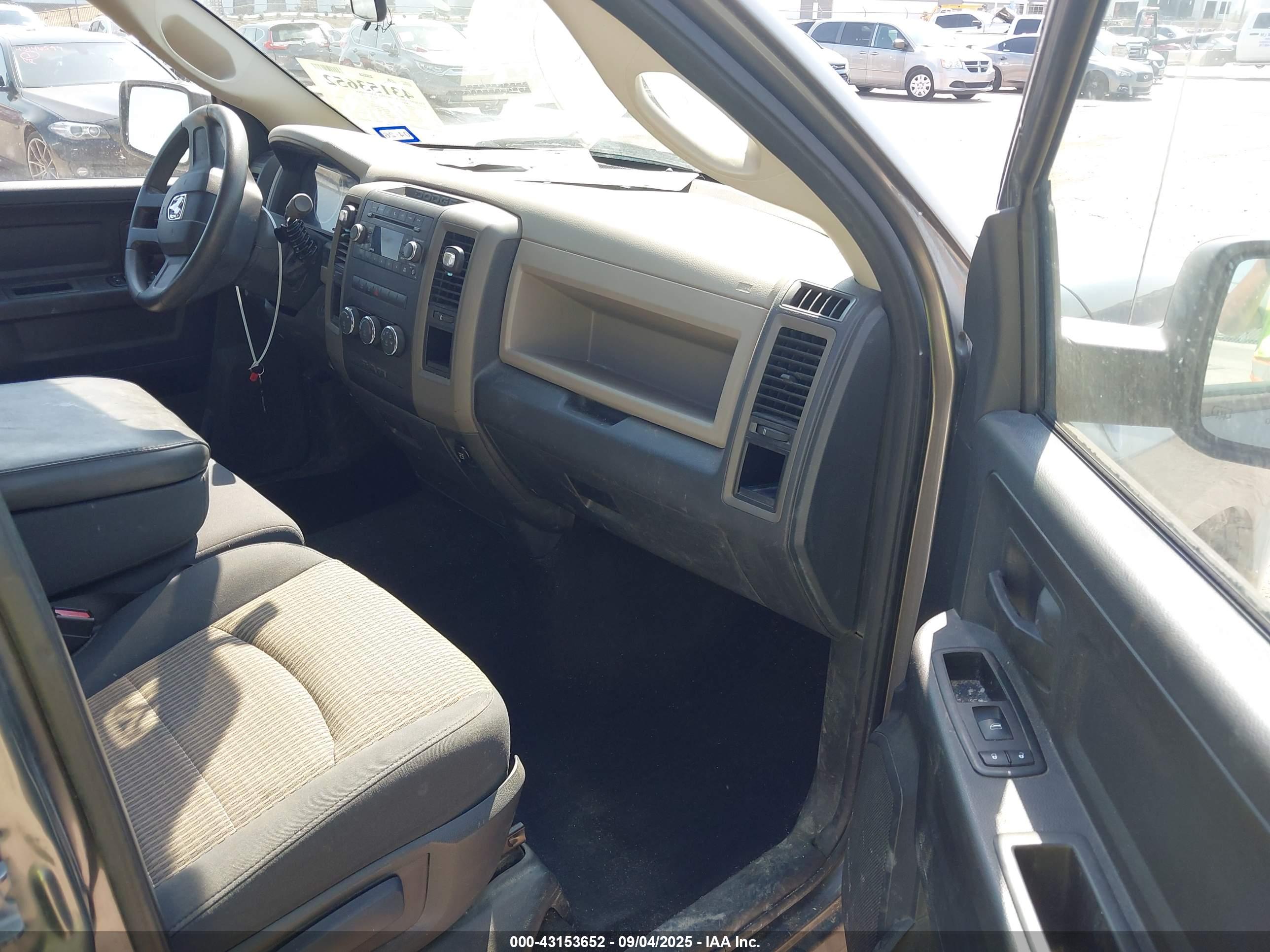 DODGE RAM image 5