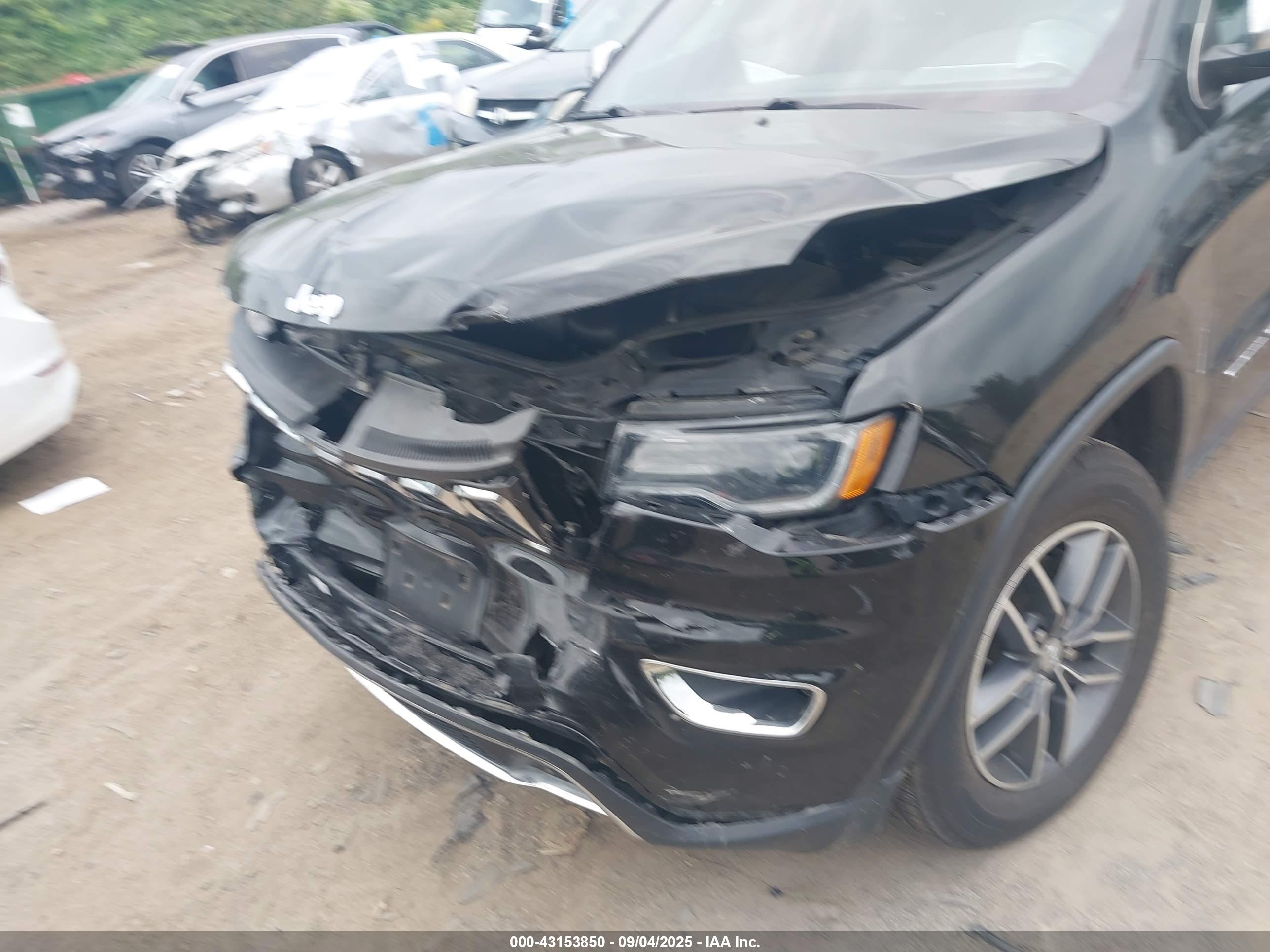 JEEP GRAND image 6