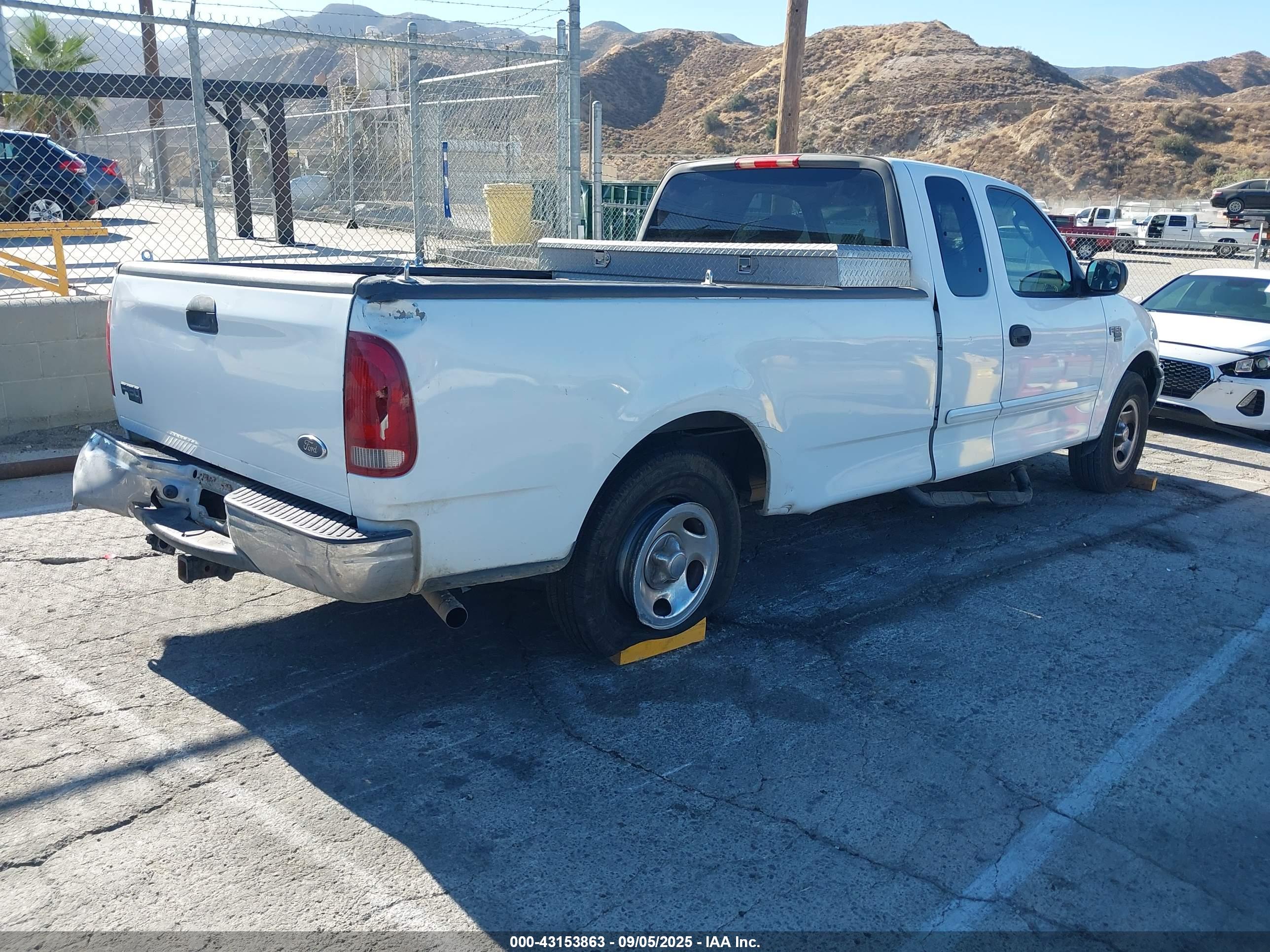 FORD F-150 image 4