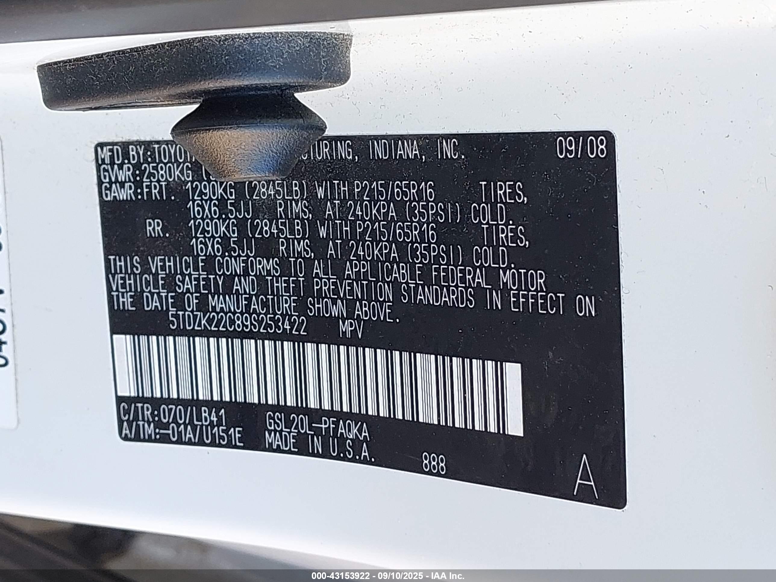 TOYOTA SIENNA image 9