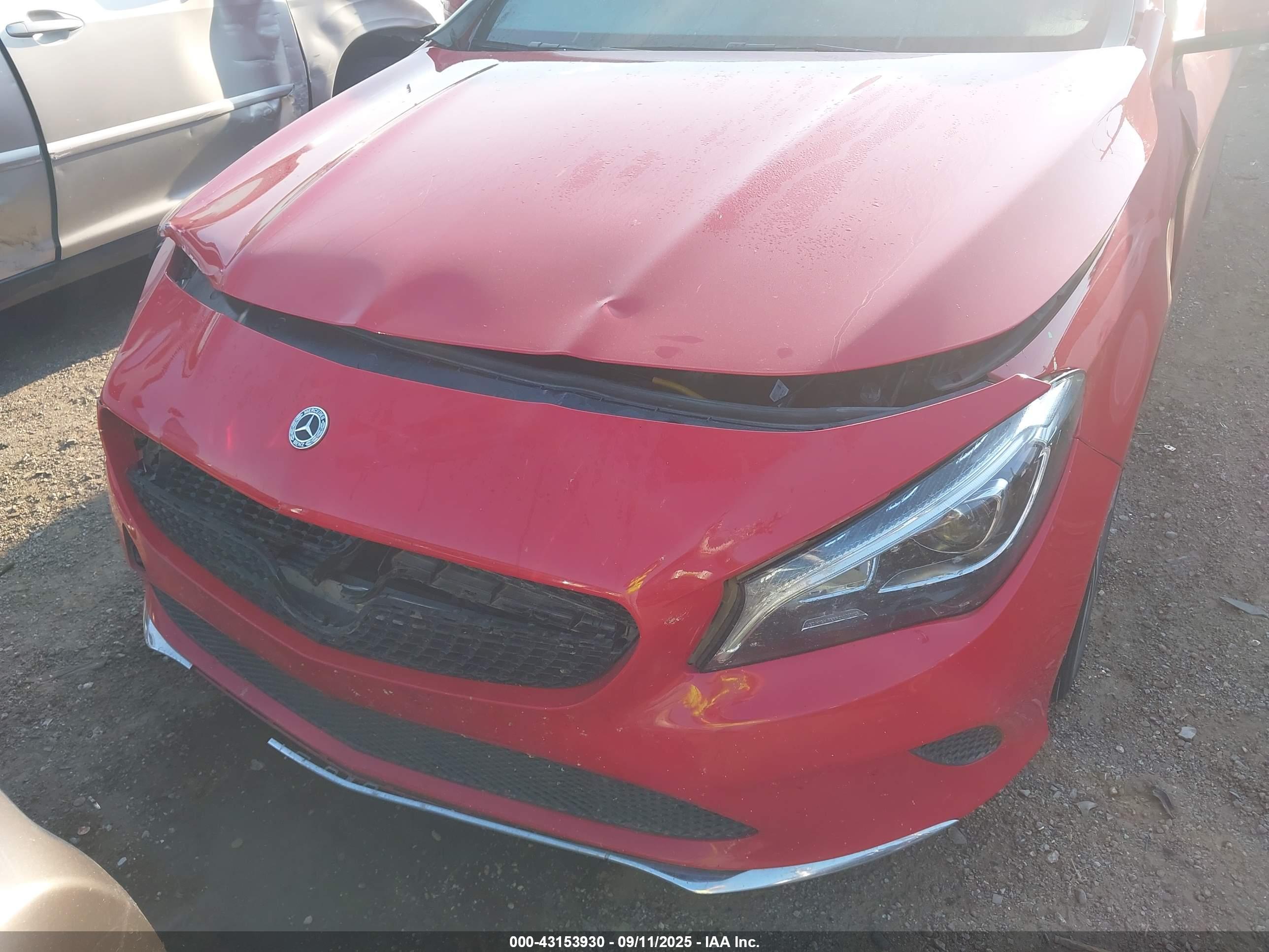 MERCEDES-BENZ CLA image 6