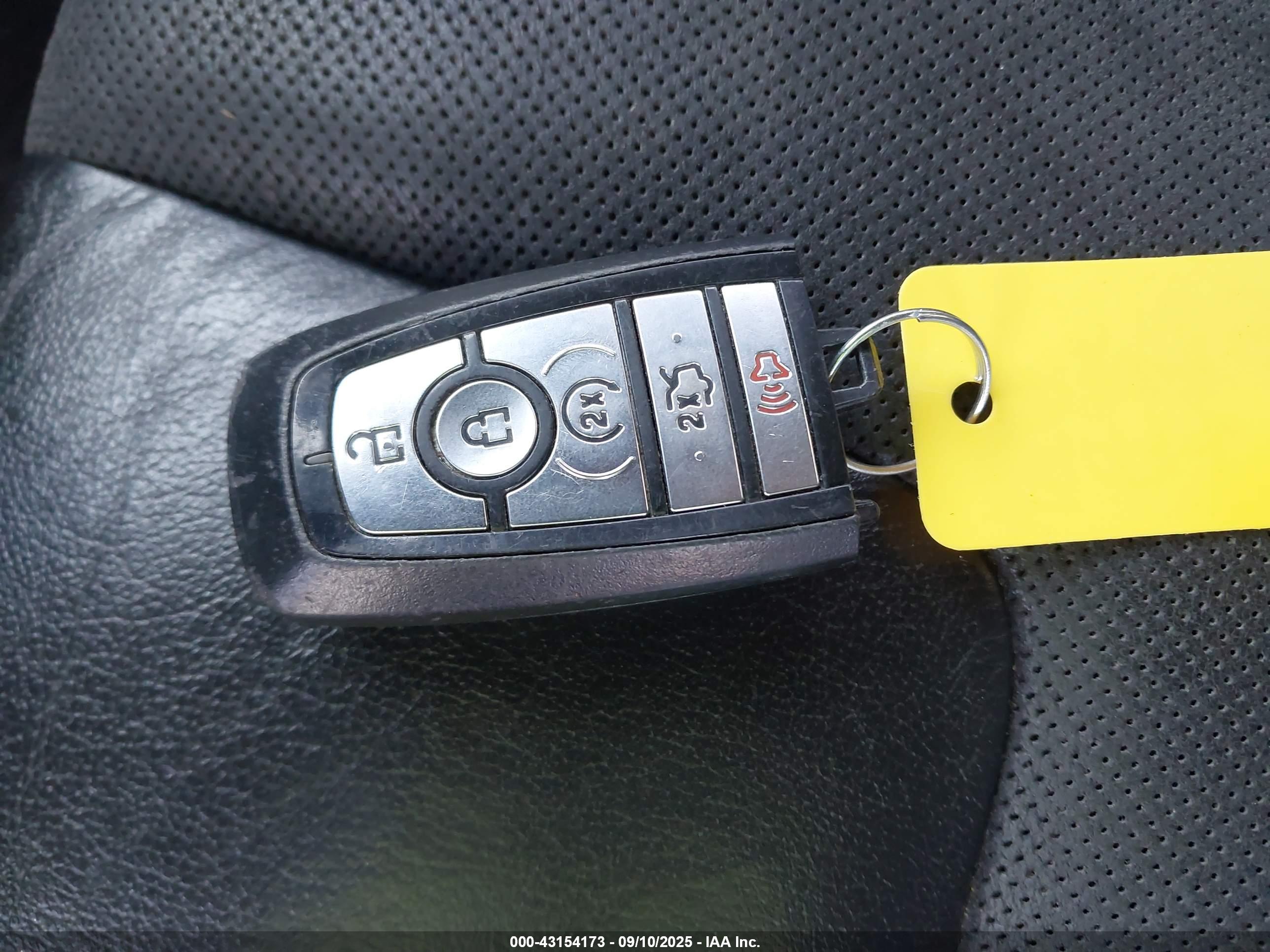 FORD EDGE image 11