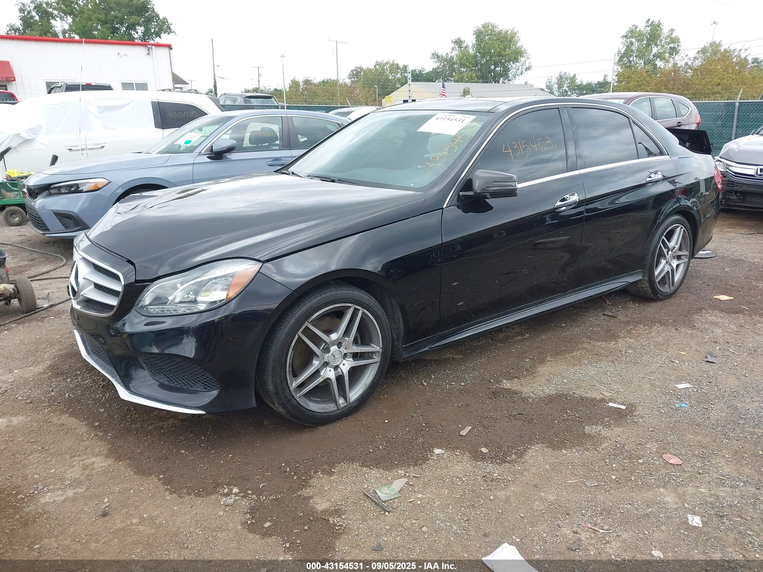 MERCEDES-BENZ E image 2