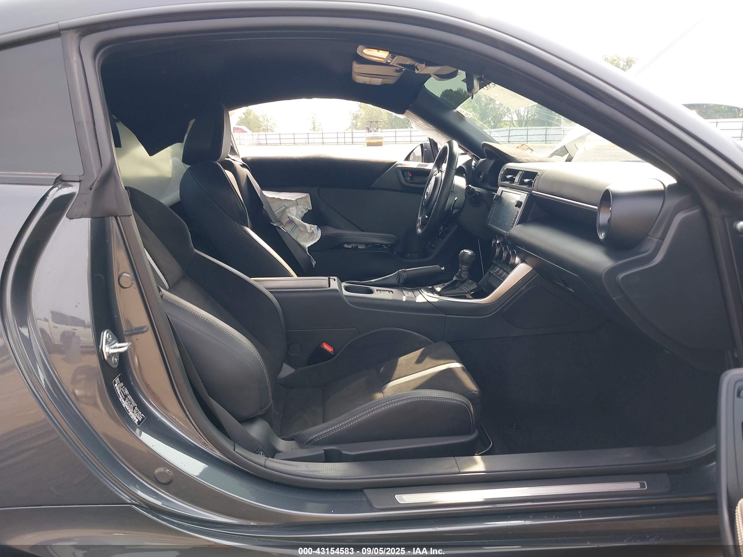 TOYOTA GR86 image 5