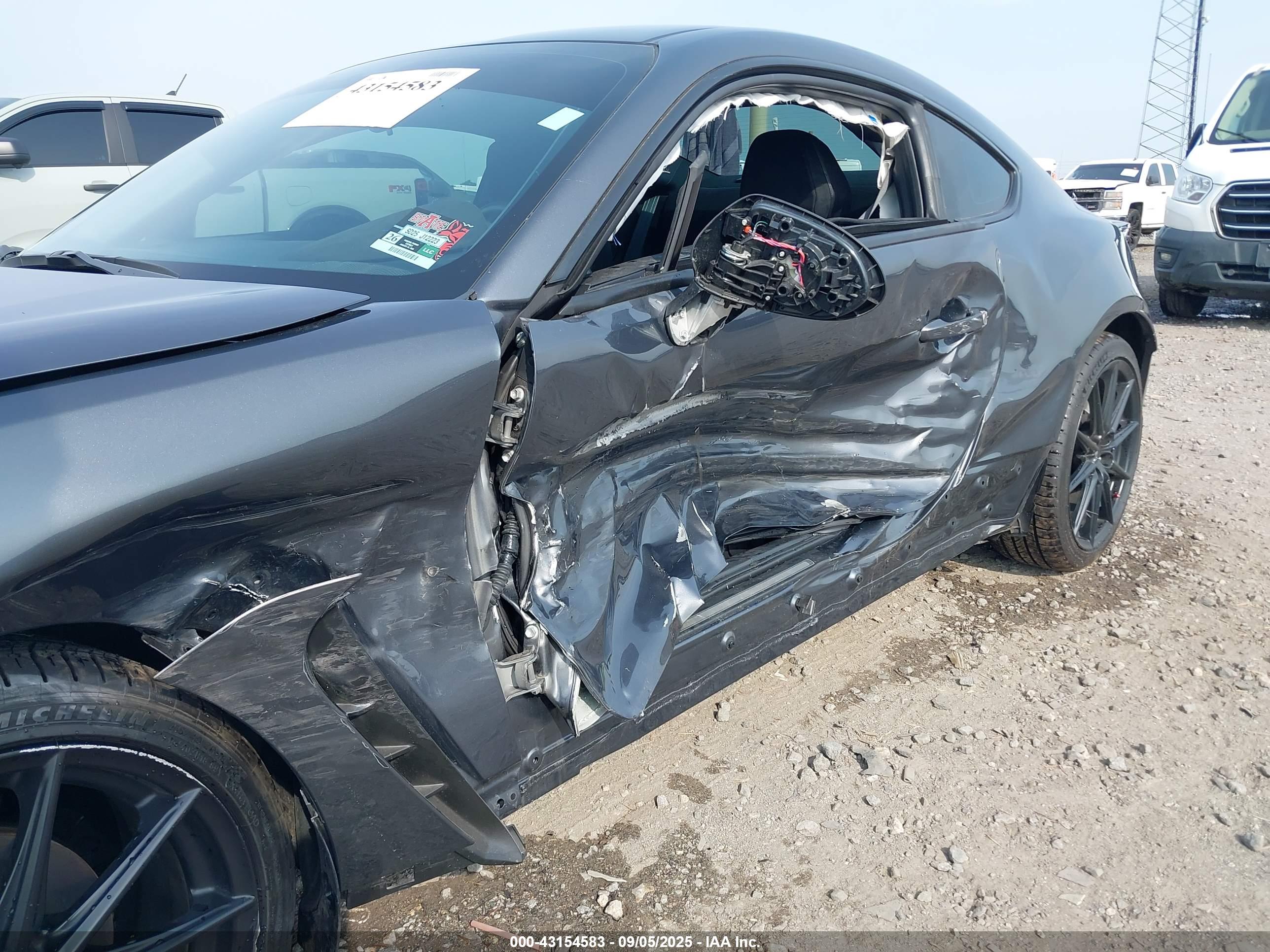 TOYOTA GR86 image 6