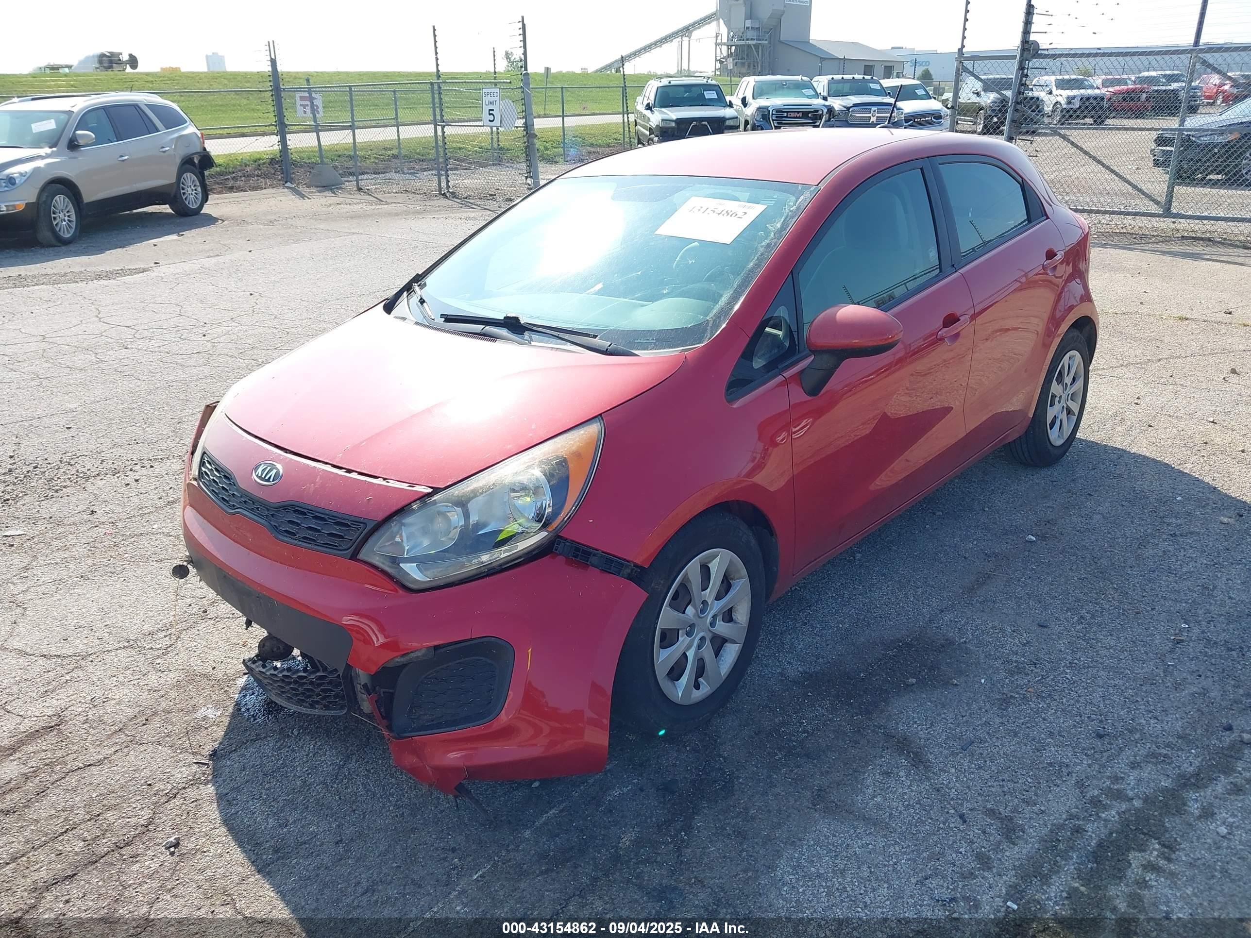 KIA RIO5 image 2