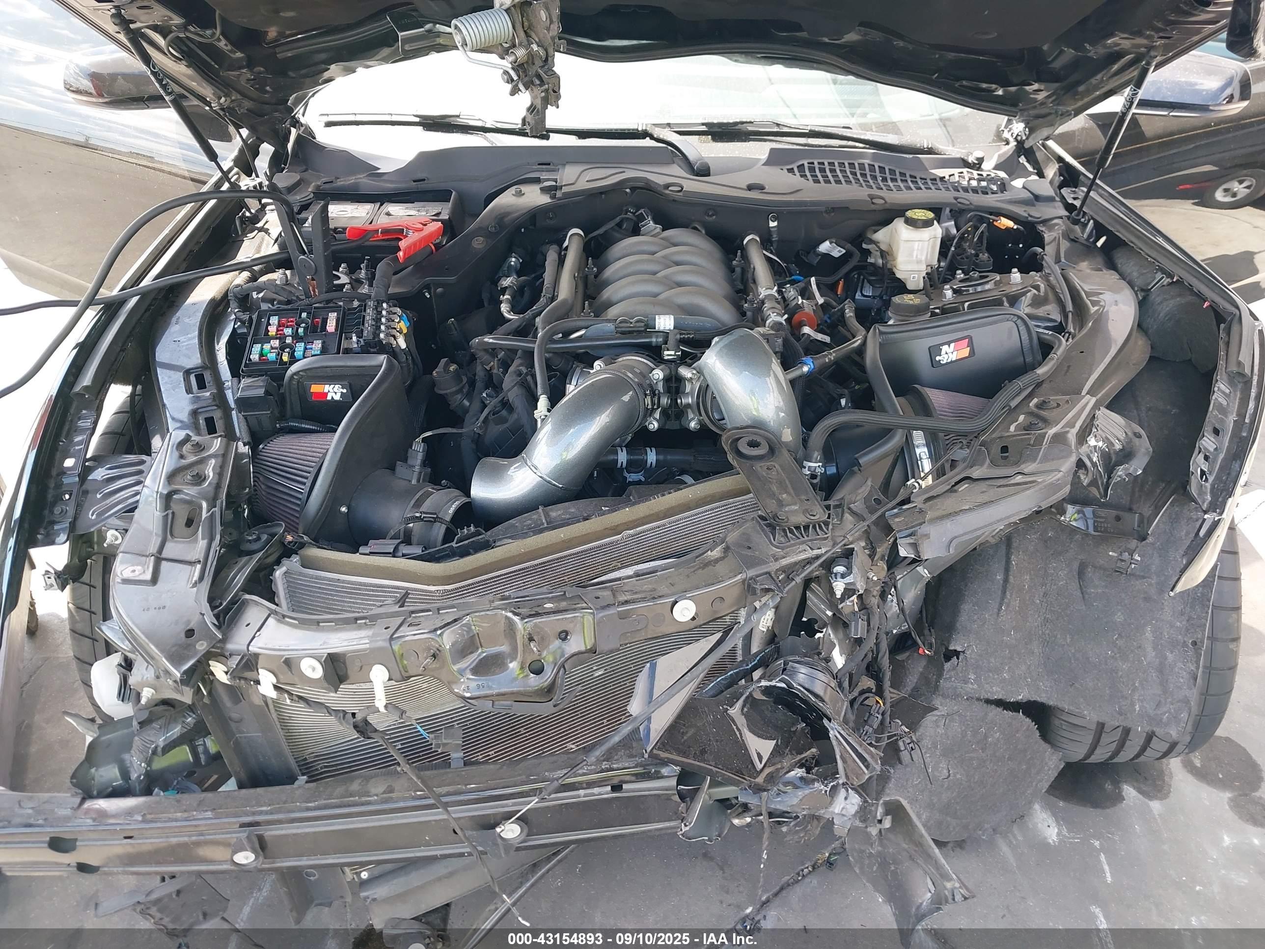 FORD MUSTANG image 10
