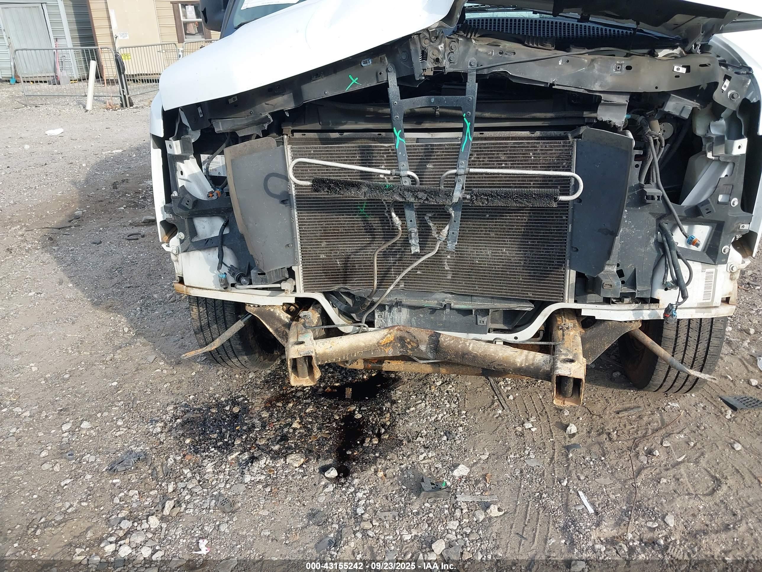 CHEVROLET EXPRESS image 6