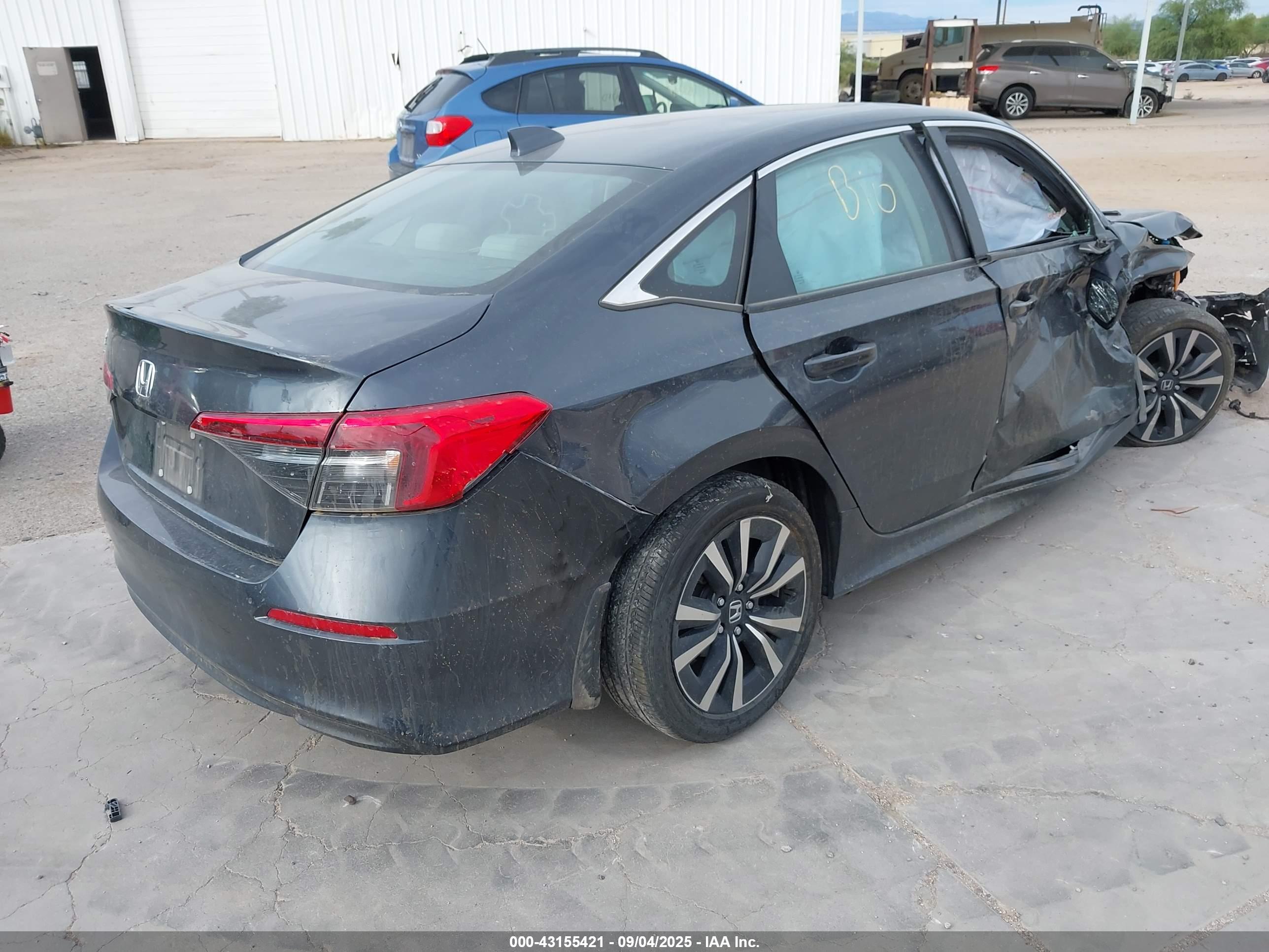 HONDA CIVIC image 4