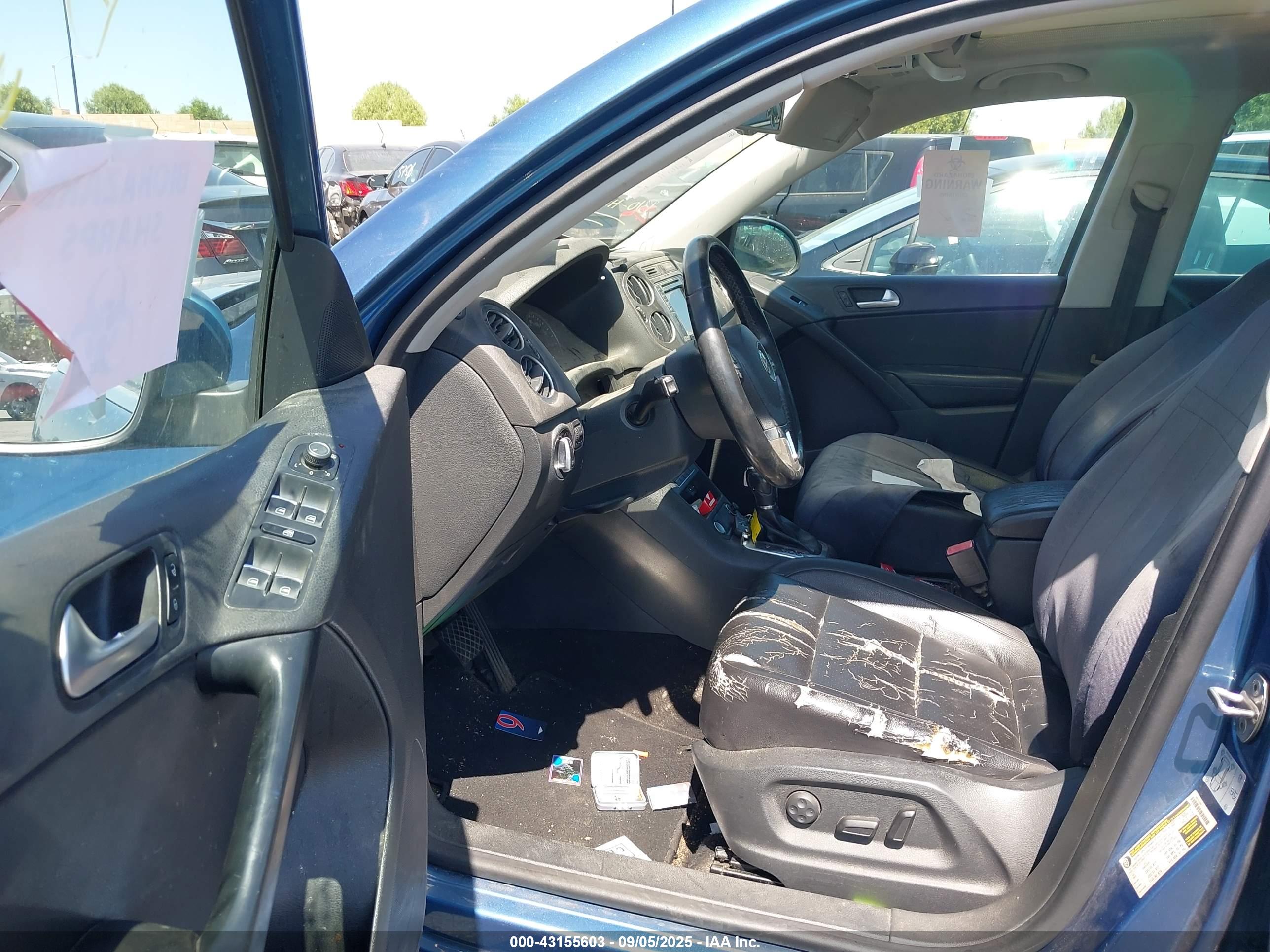 VOLKSWAGEN TIGUAN image 5