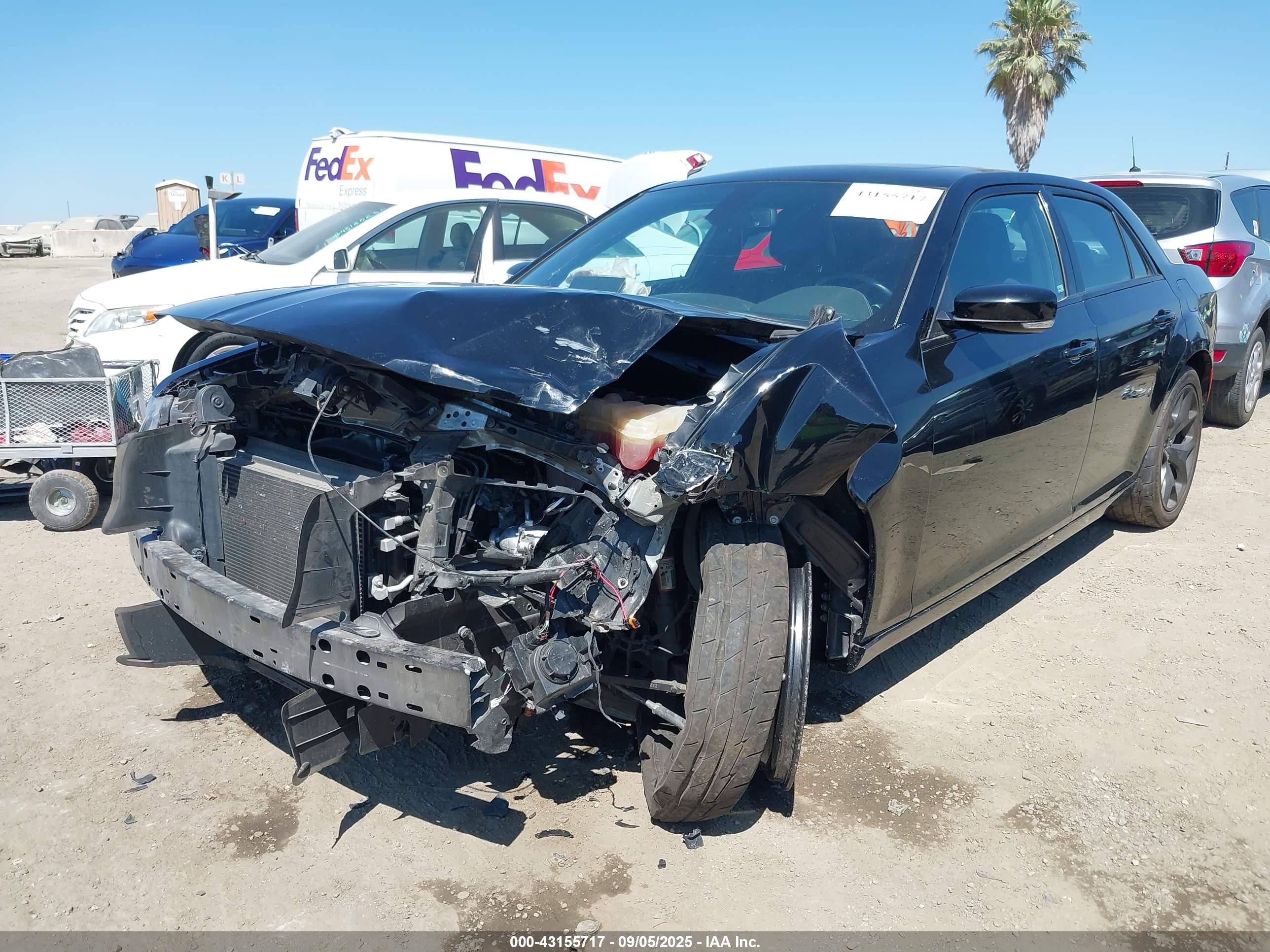 CHRYSLER 300 image 2