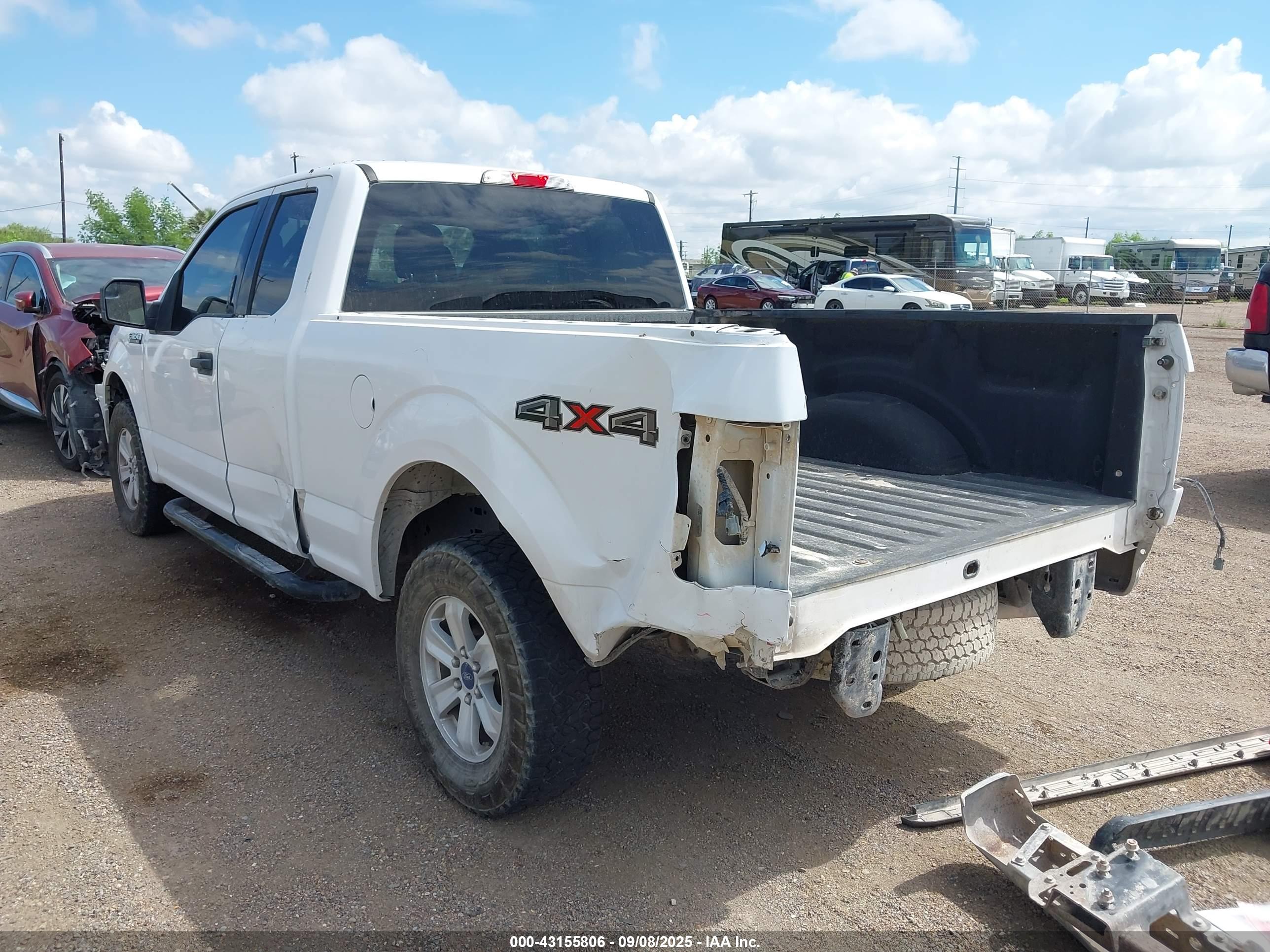 FORD F-150 image 3