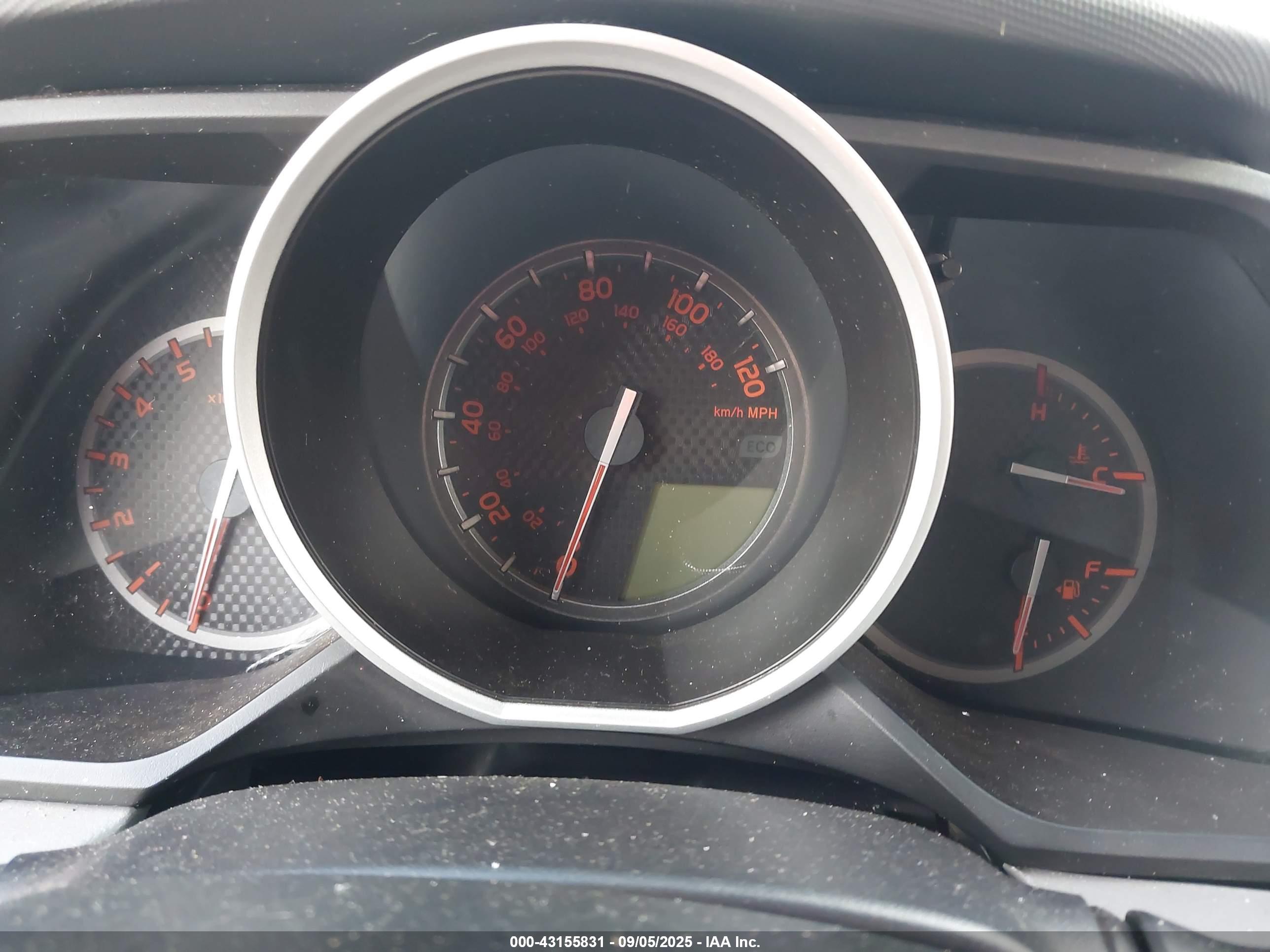 TOYOTA 4RUNNER image 7