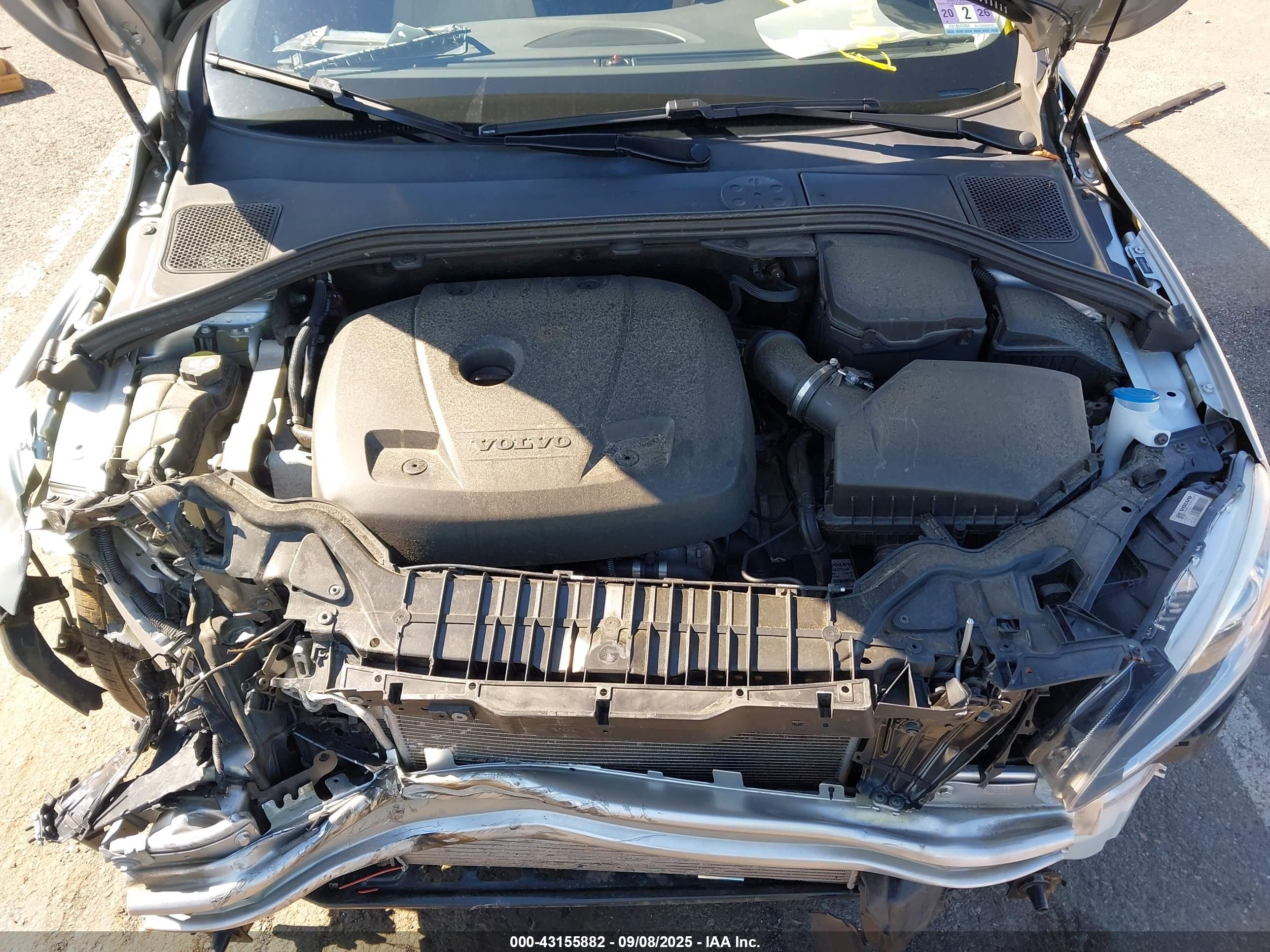 VOLVO S60 image 10