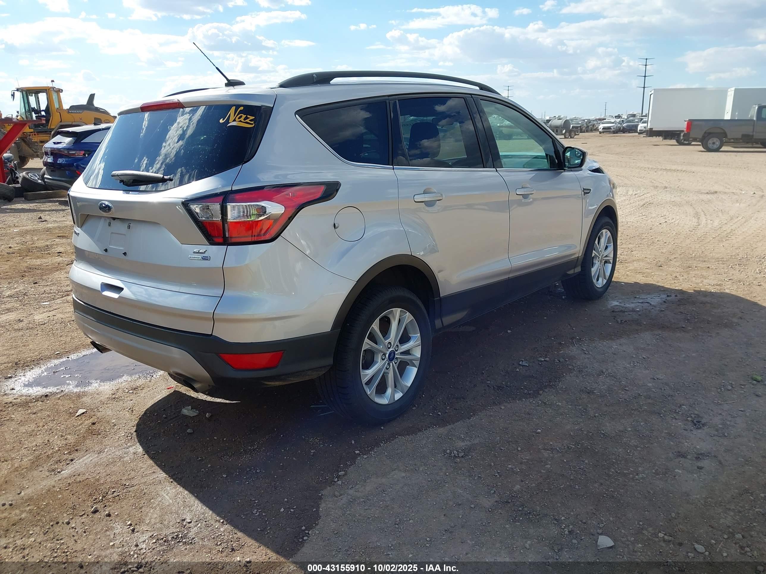 FORD ESCAPE image 4