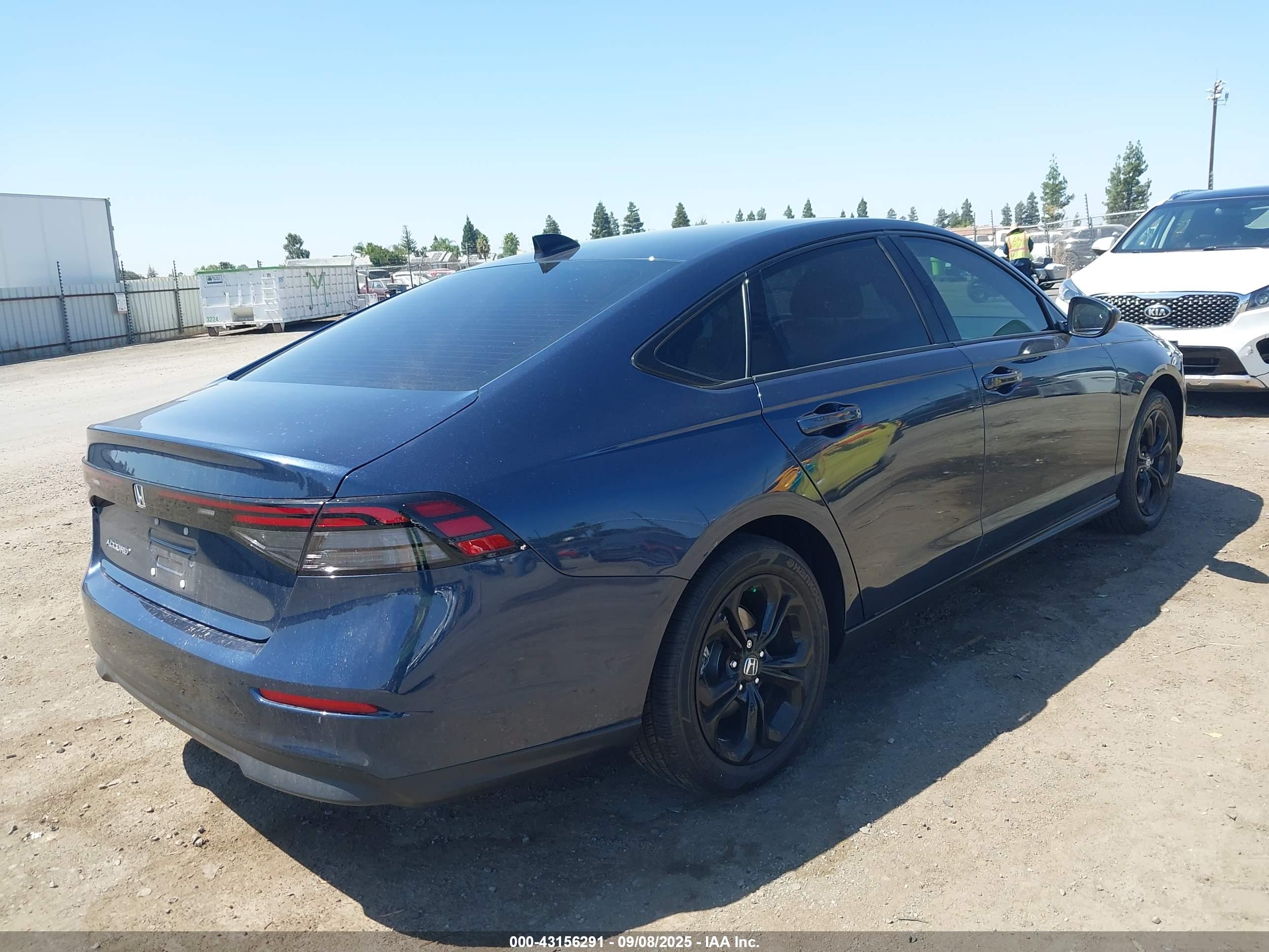 HONDA ACCORD image 4