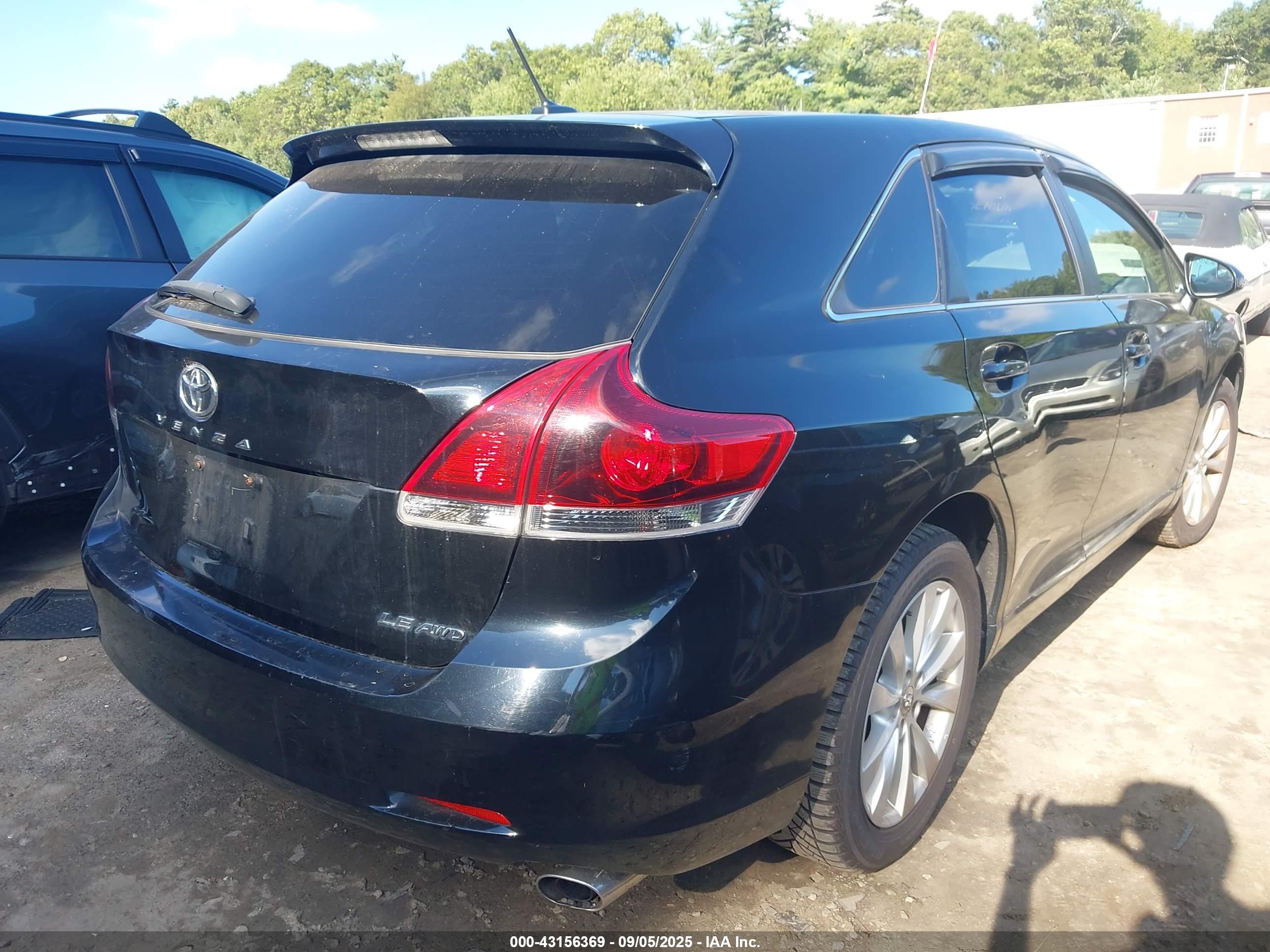 TOYOTA VENZA image 4