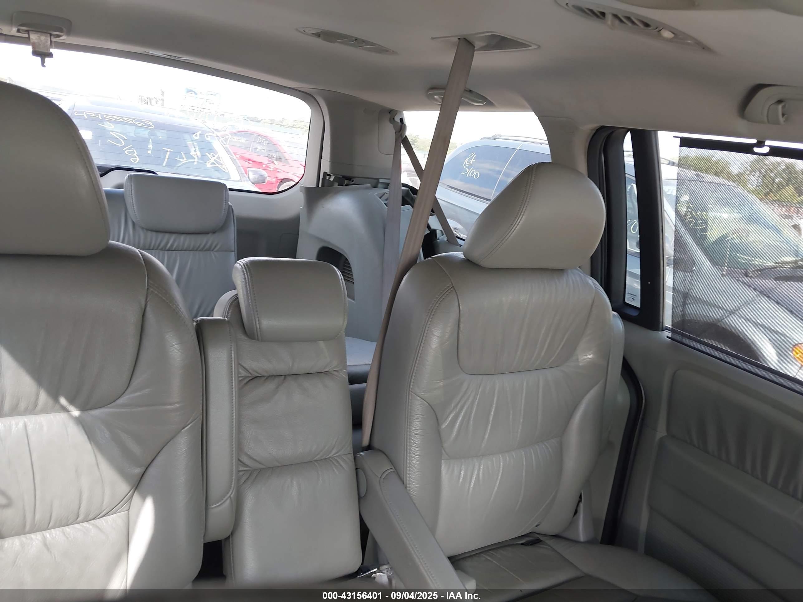 HONDA ODYSSEY image 8