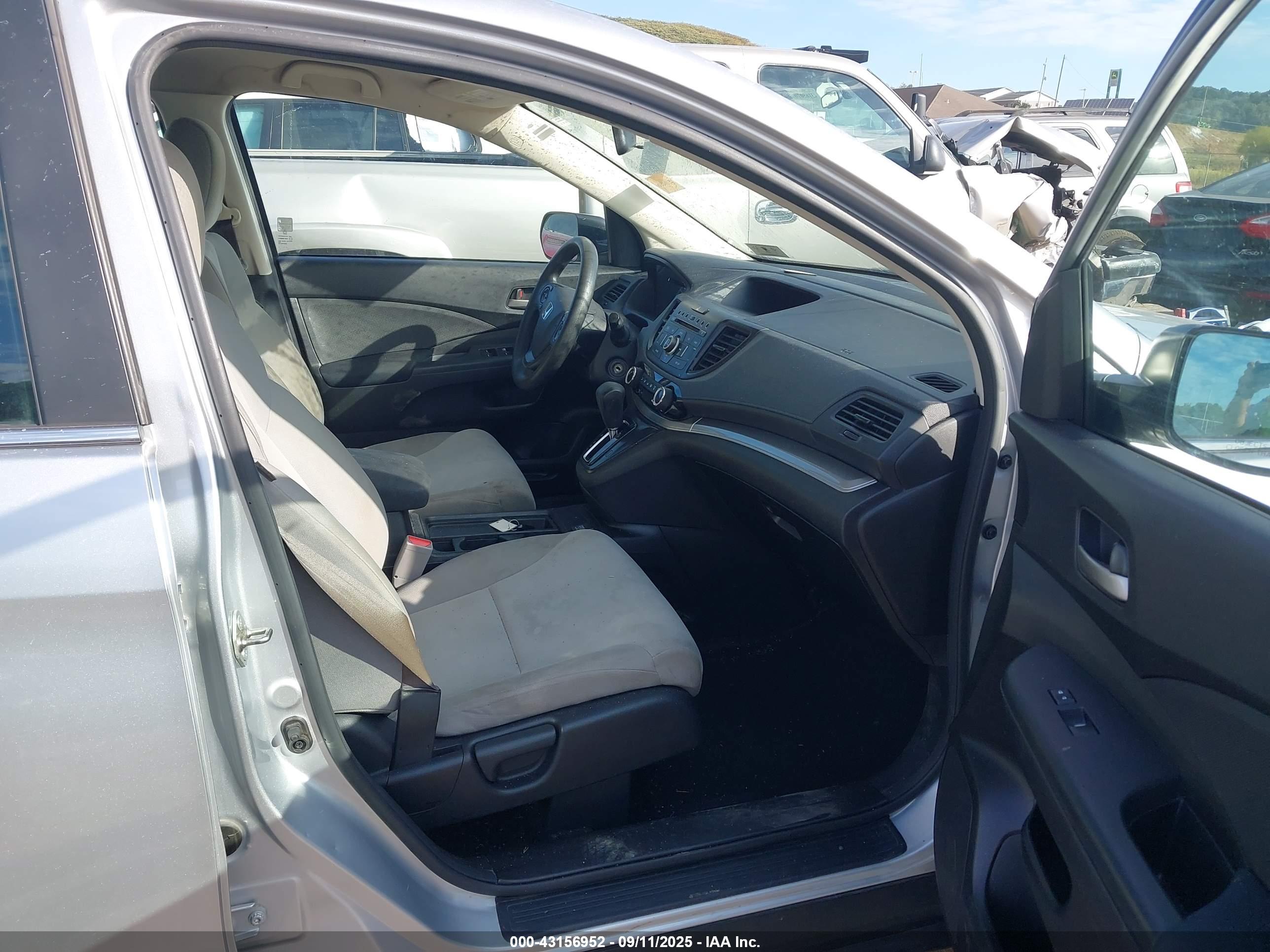 HONDA CR-V image 5