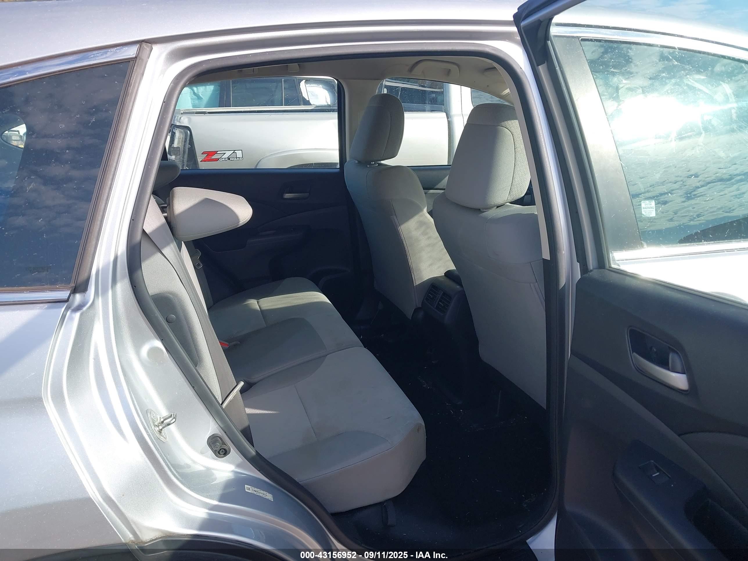 HONDA CR-V image 8