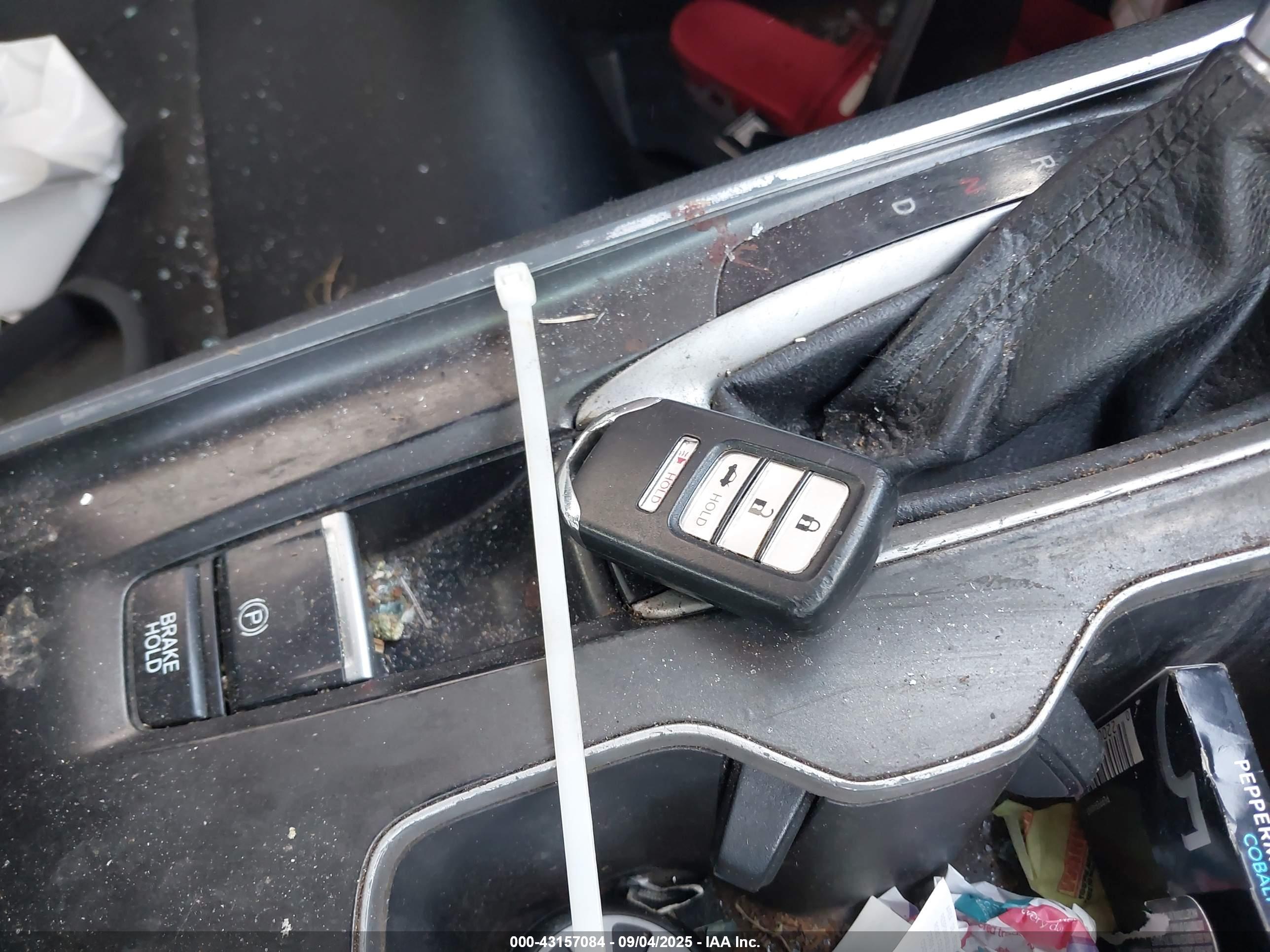 HONDA ACCORD image 11
