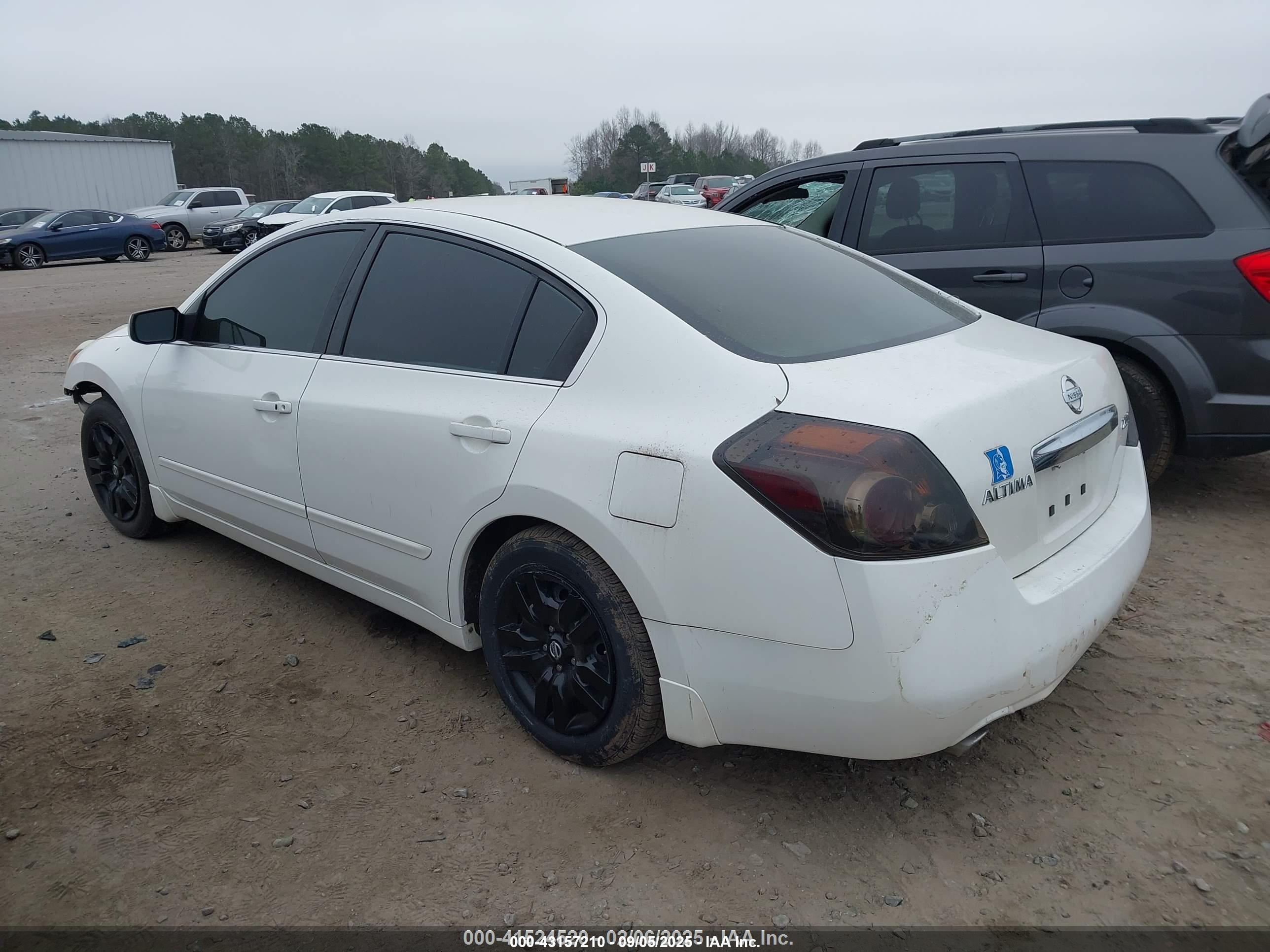 NISSAN ALTIMA image 3