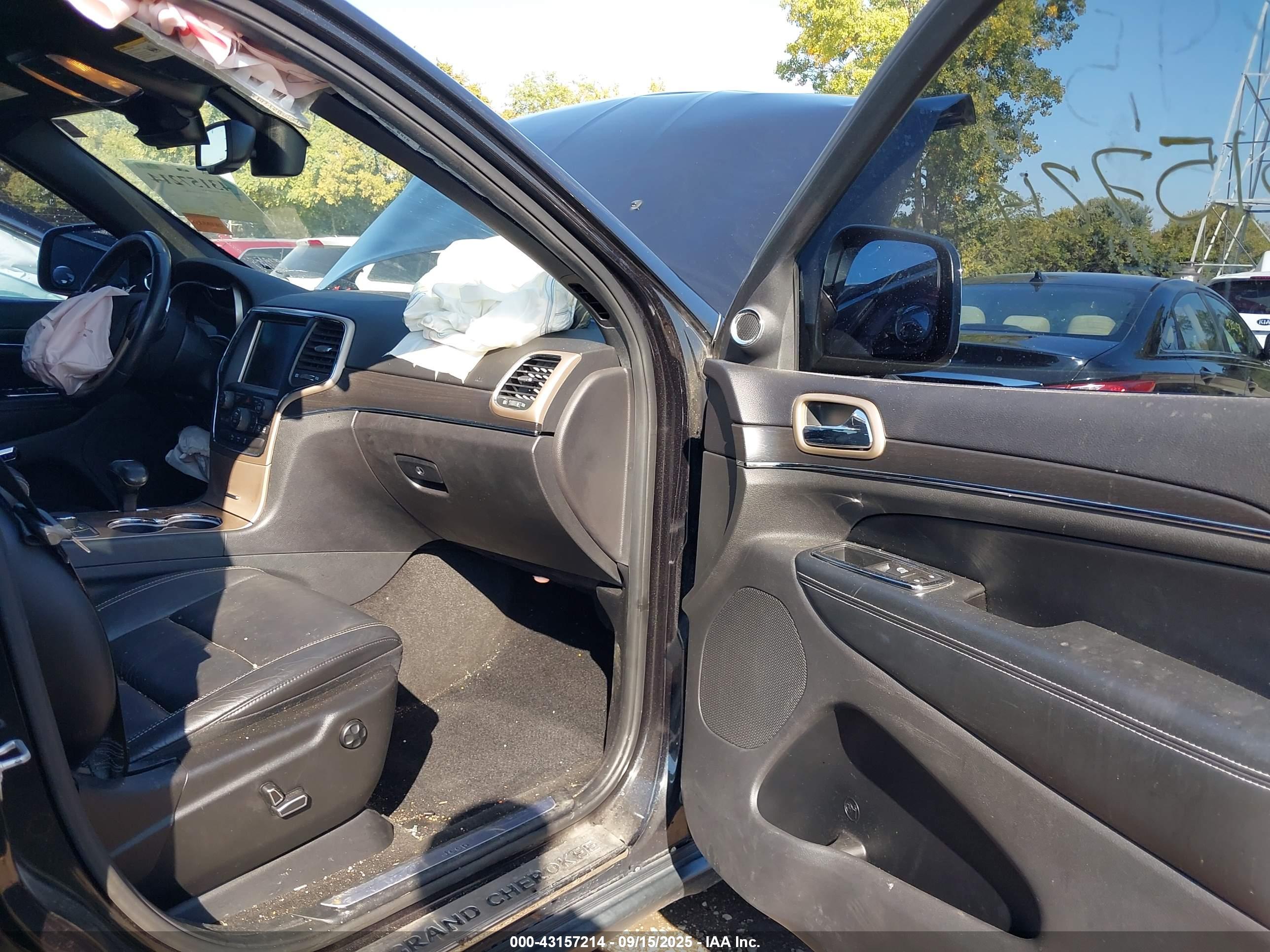 JEEP GRAND image 5