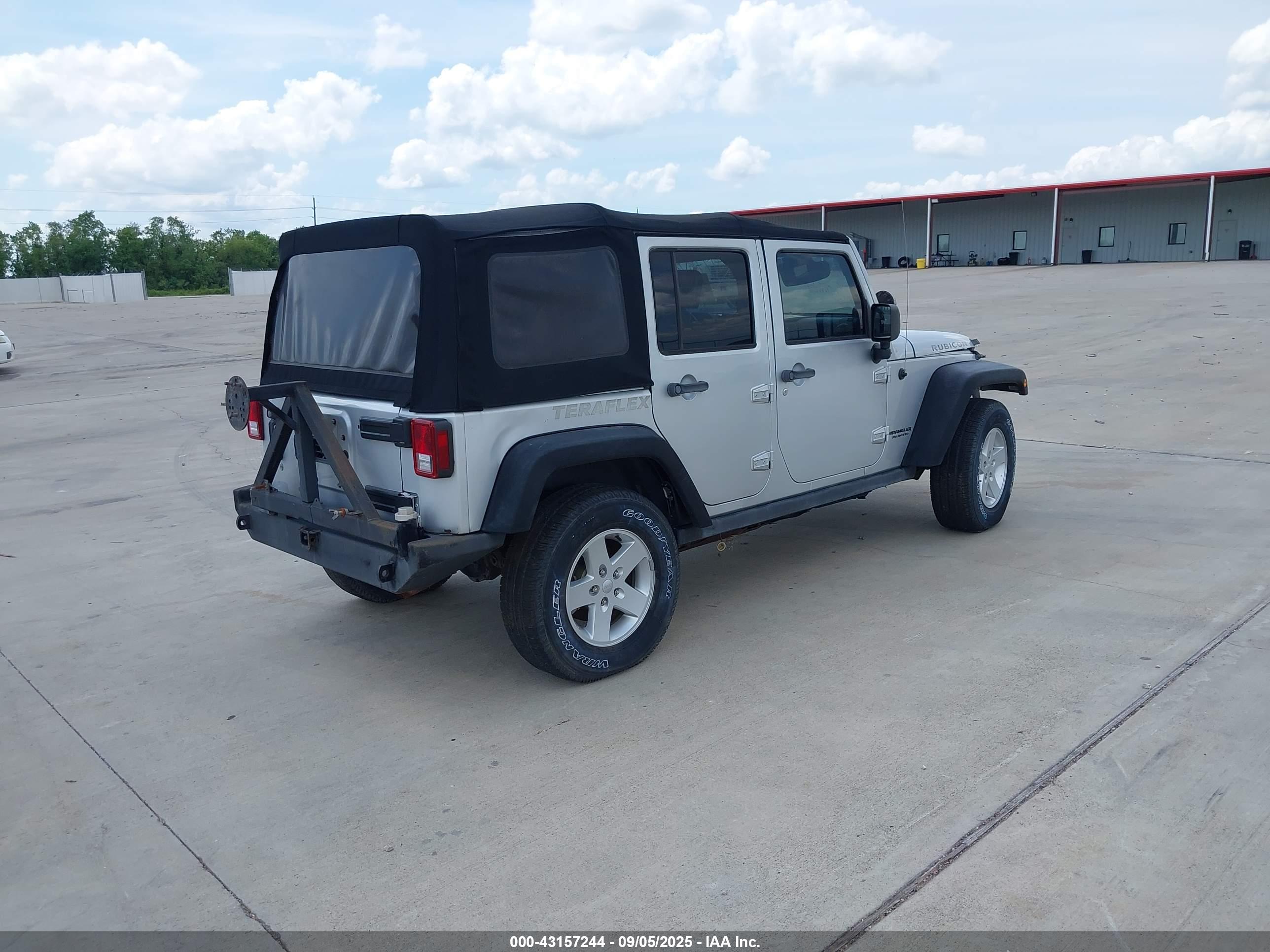 JEEP WRANGLER image 4