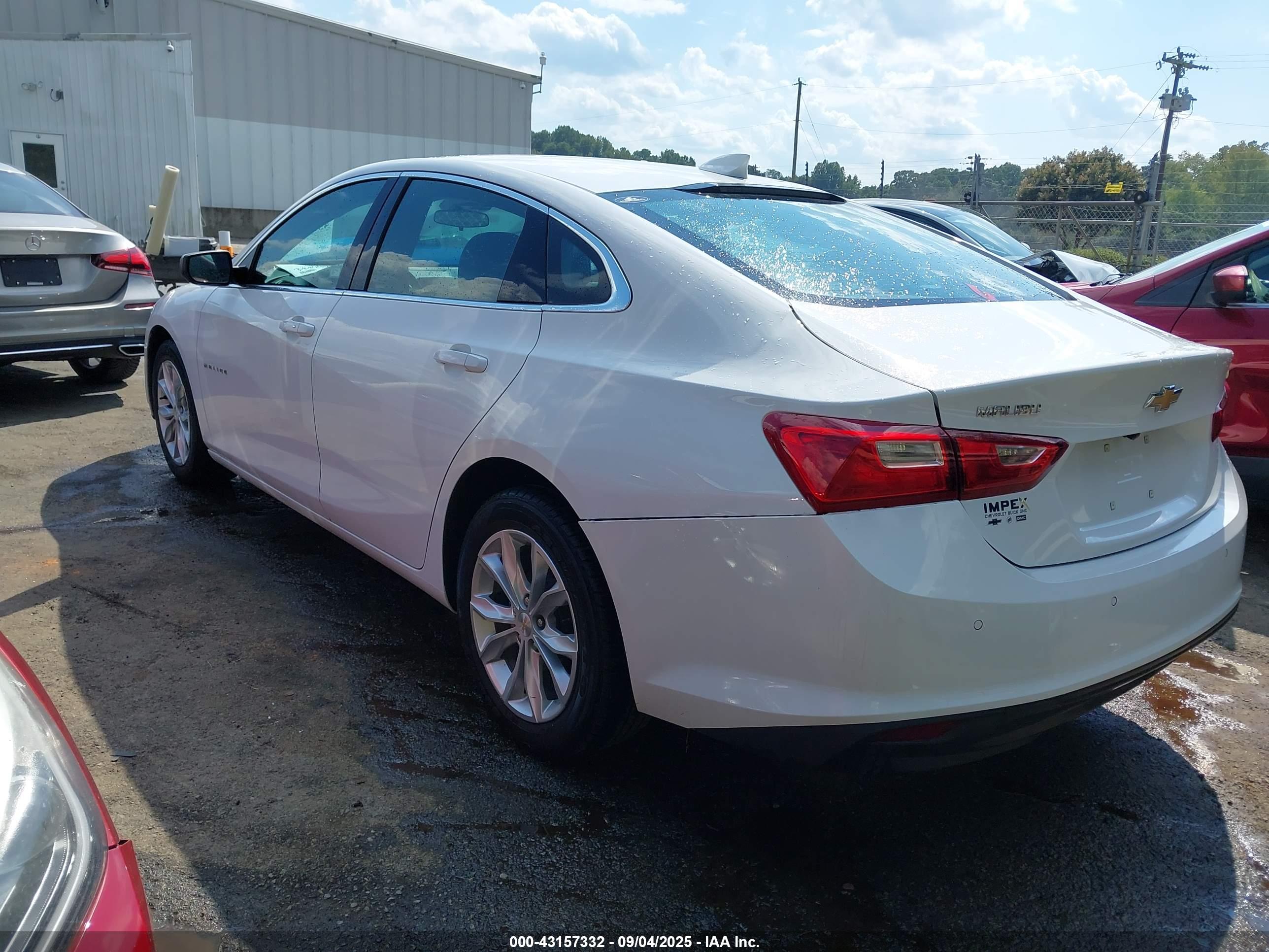 CHEVROLET MALIBU image 3