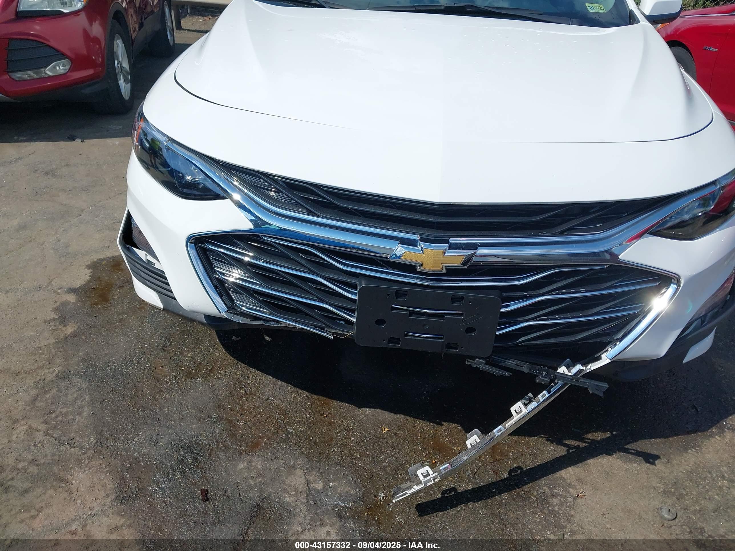 CHEVROLET MALIBU image 6