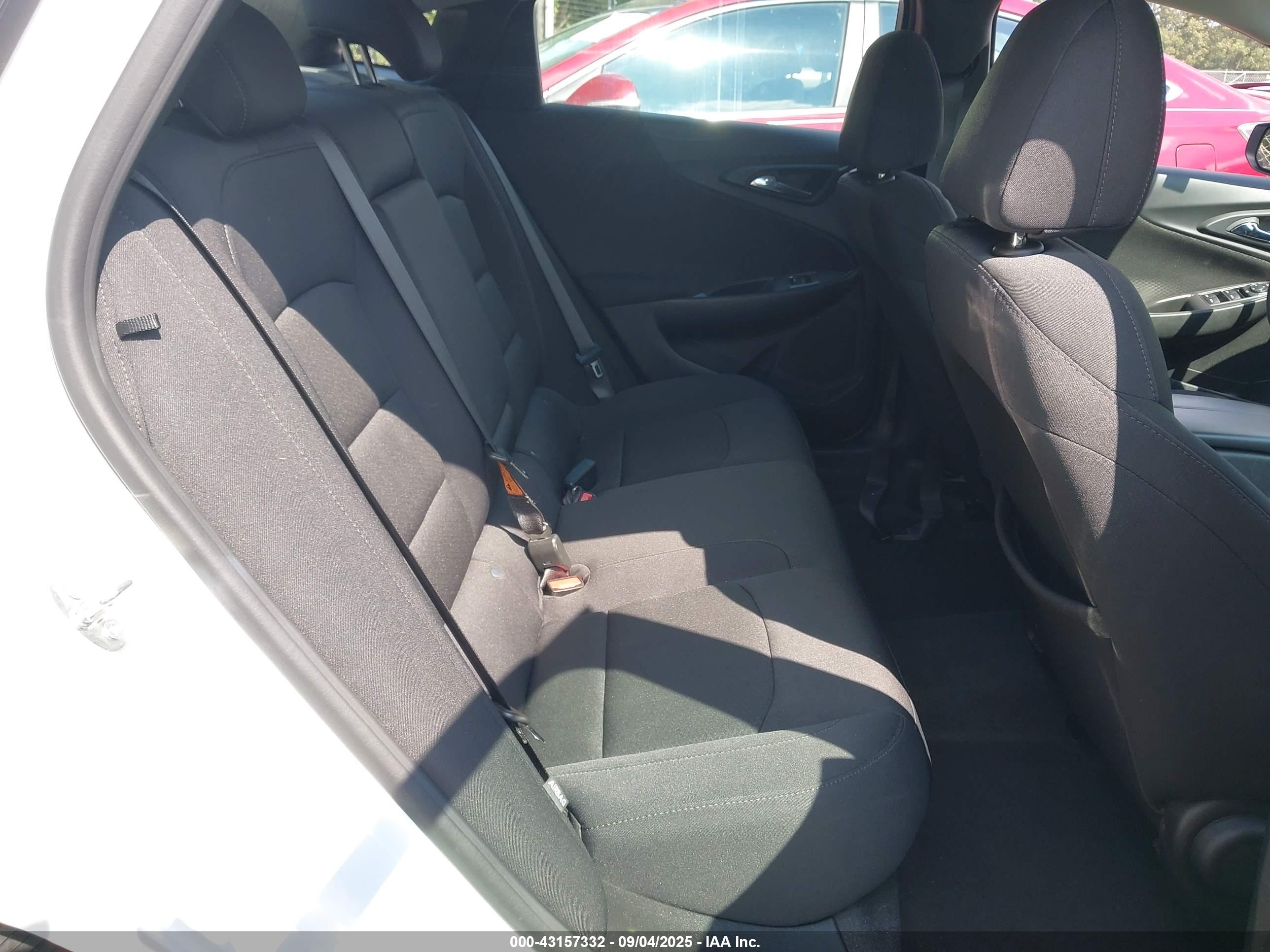 CHEVROLET MALIBU image 8