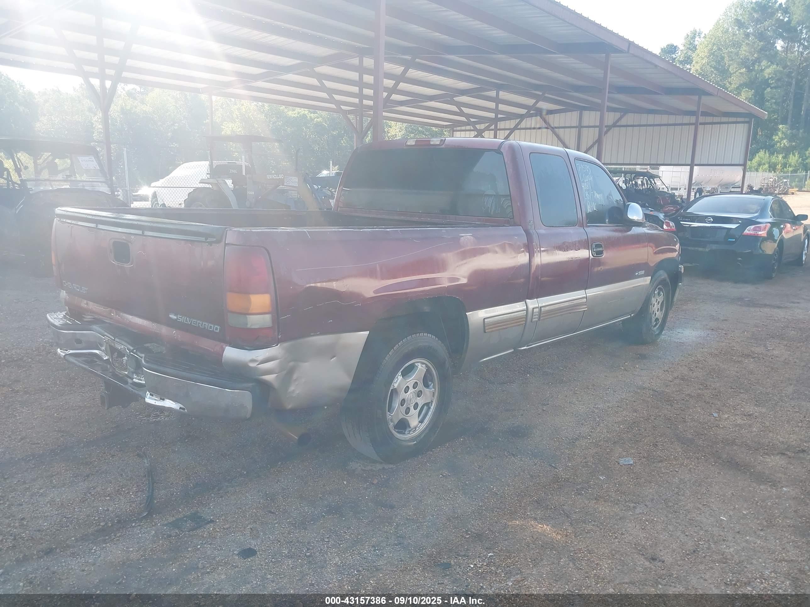 CHEVROLET SILVERADO image 4
