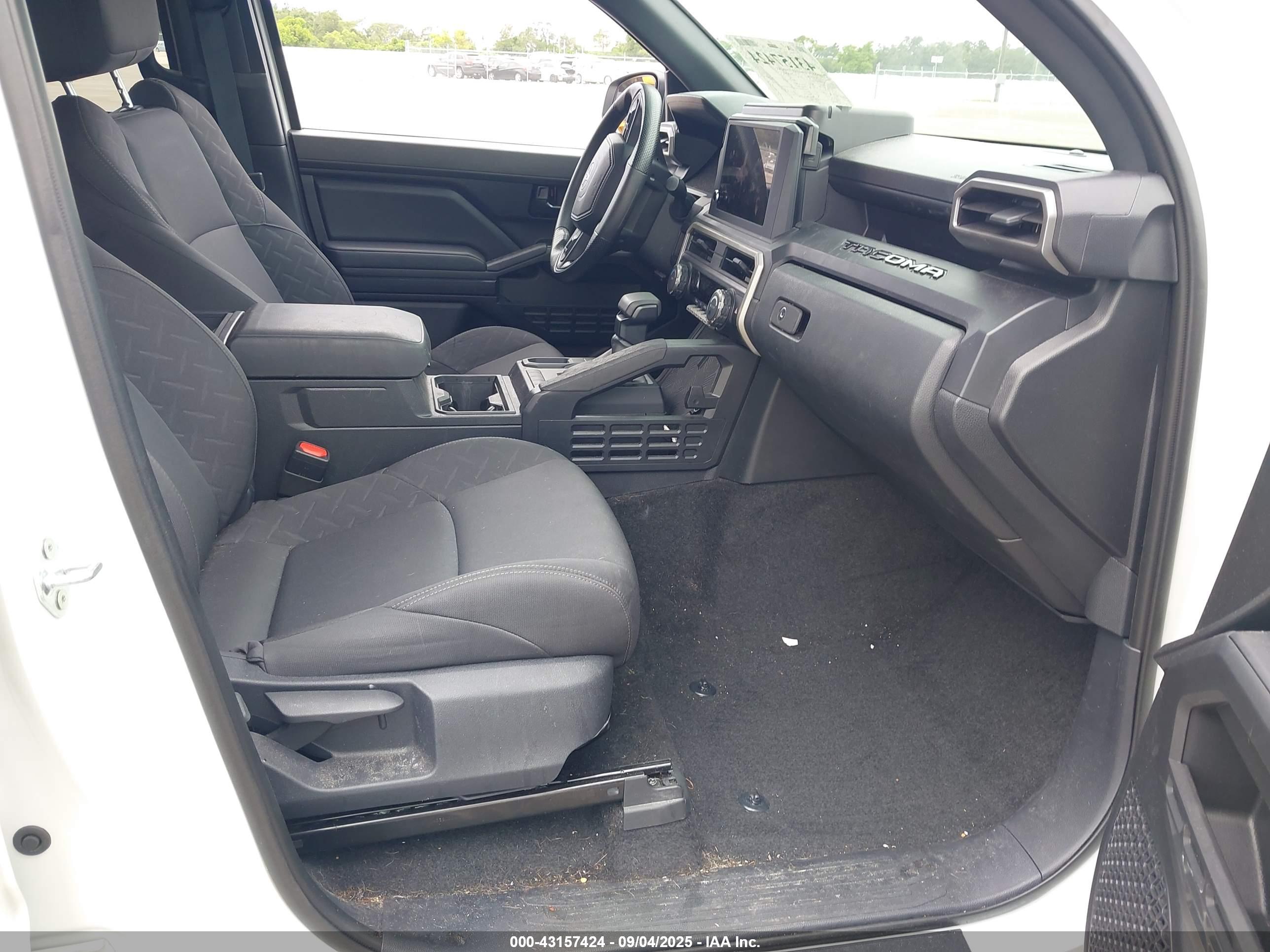 TOYOTA TACOMA image 5