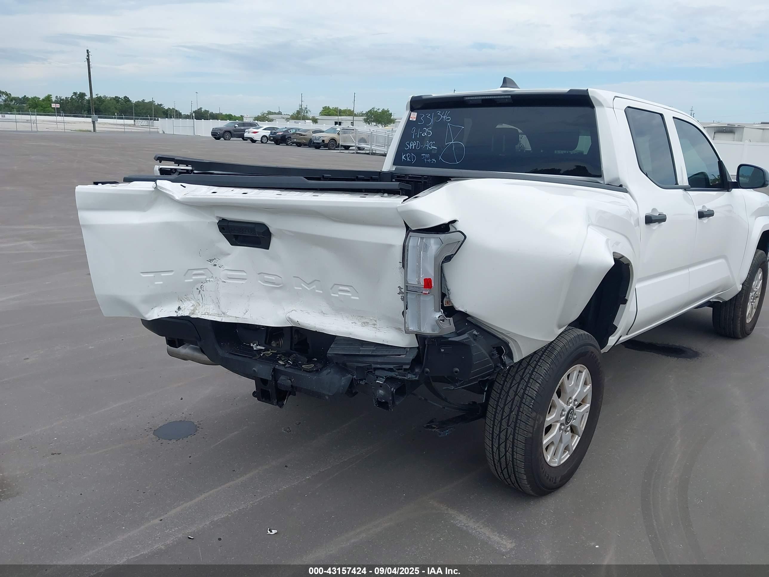 TOYOTA TACOMA image 6