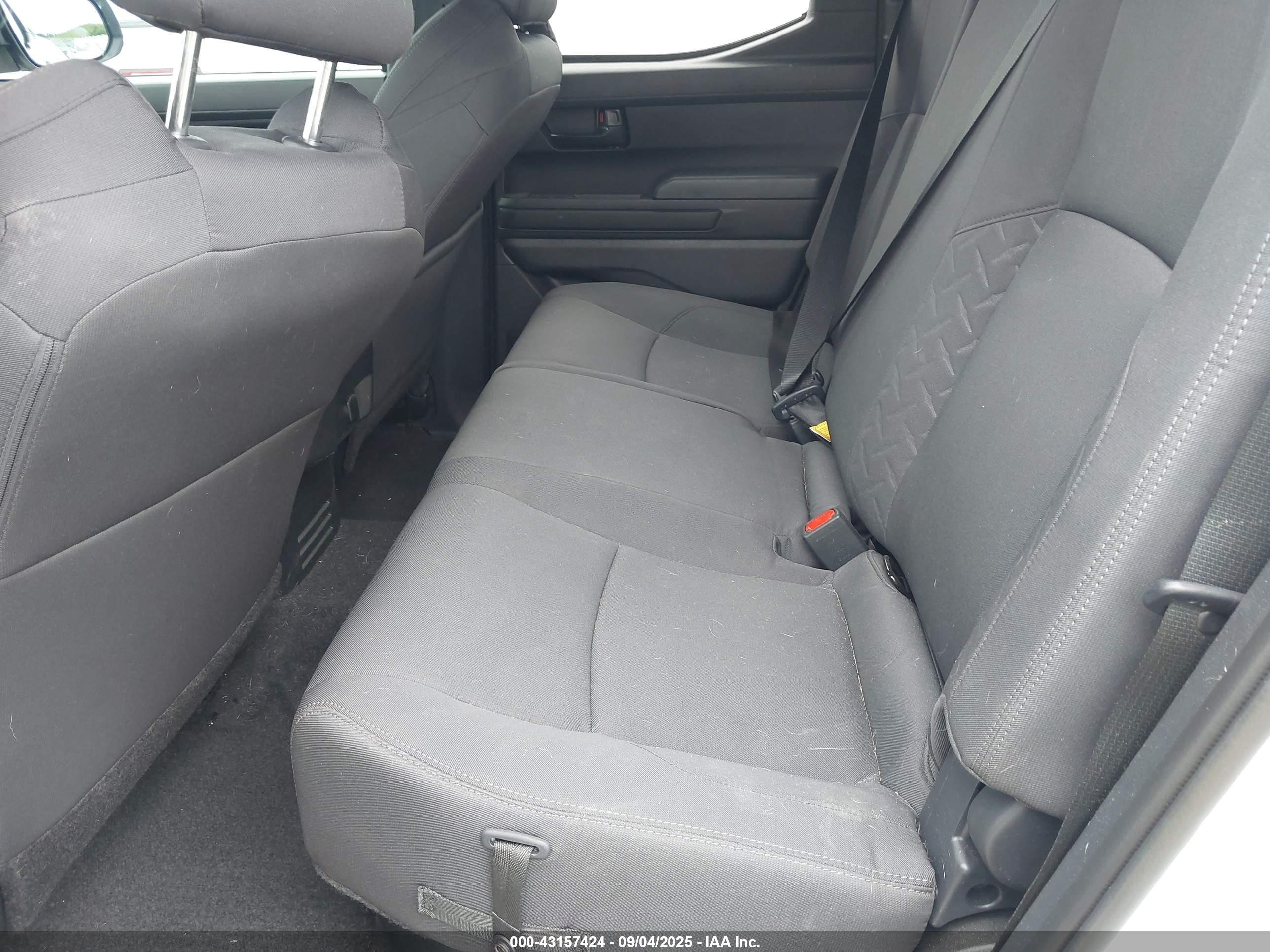 TOYOTA TACOMA image 8