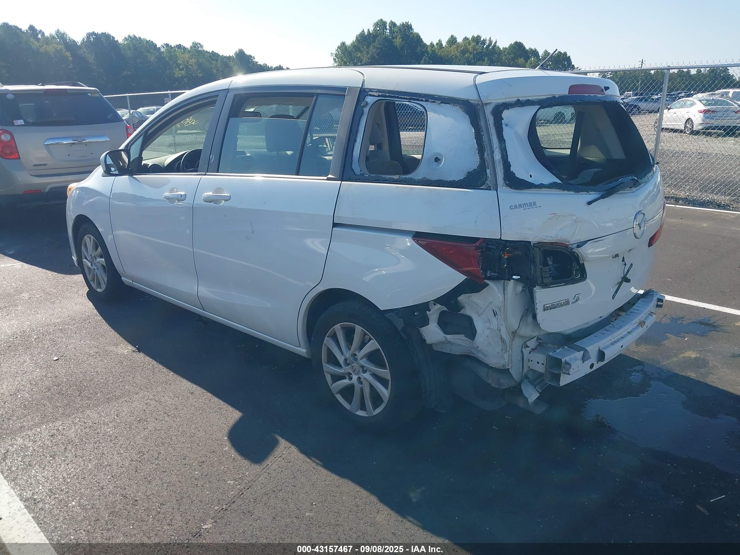 MAZDA MAZDA5 image 3
