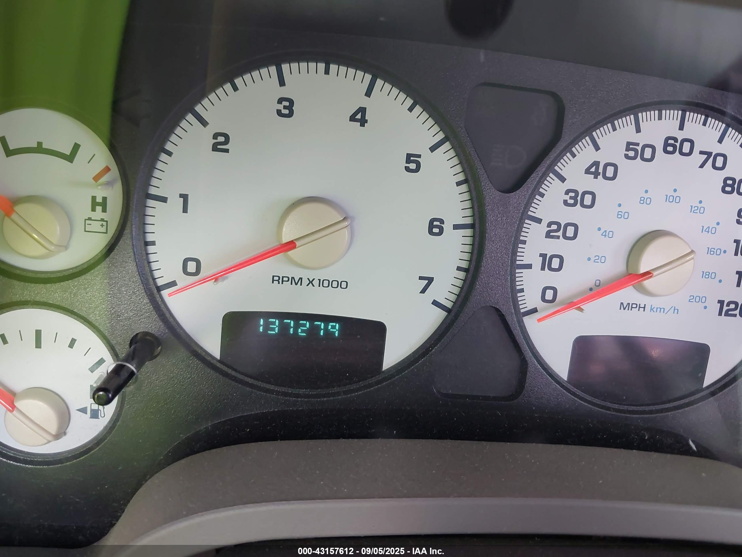DODGE RAM image 7