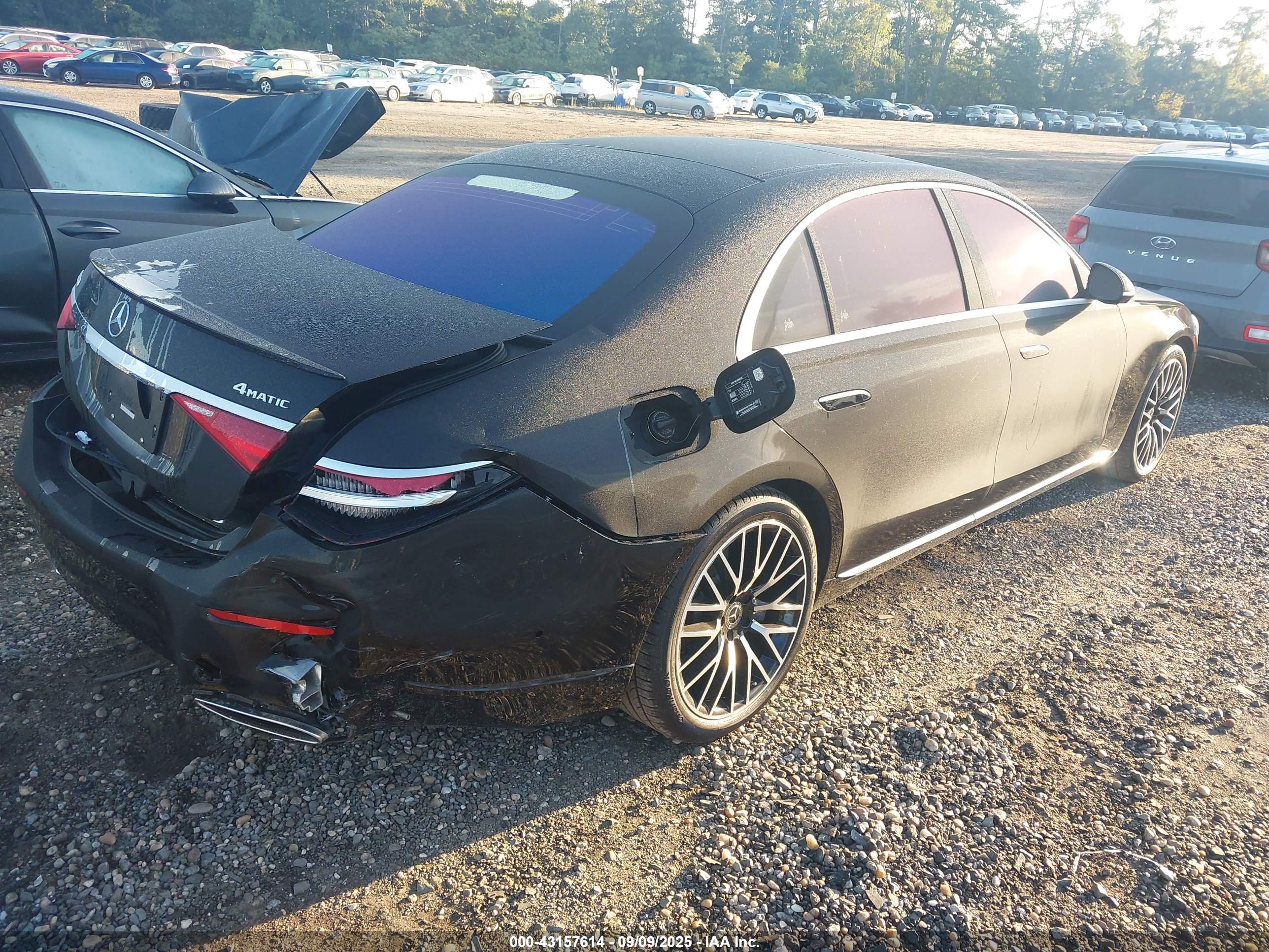 MERCEDES-BENZ S image 4