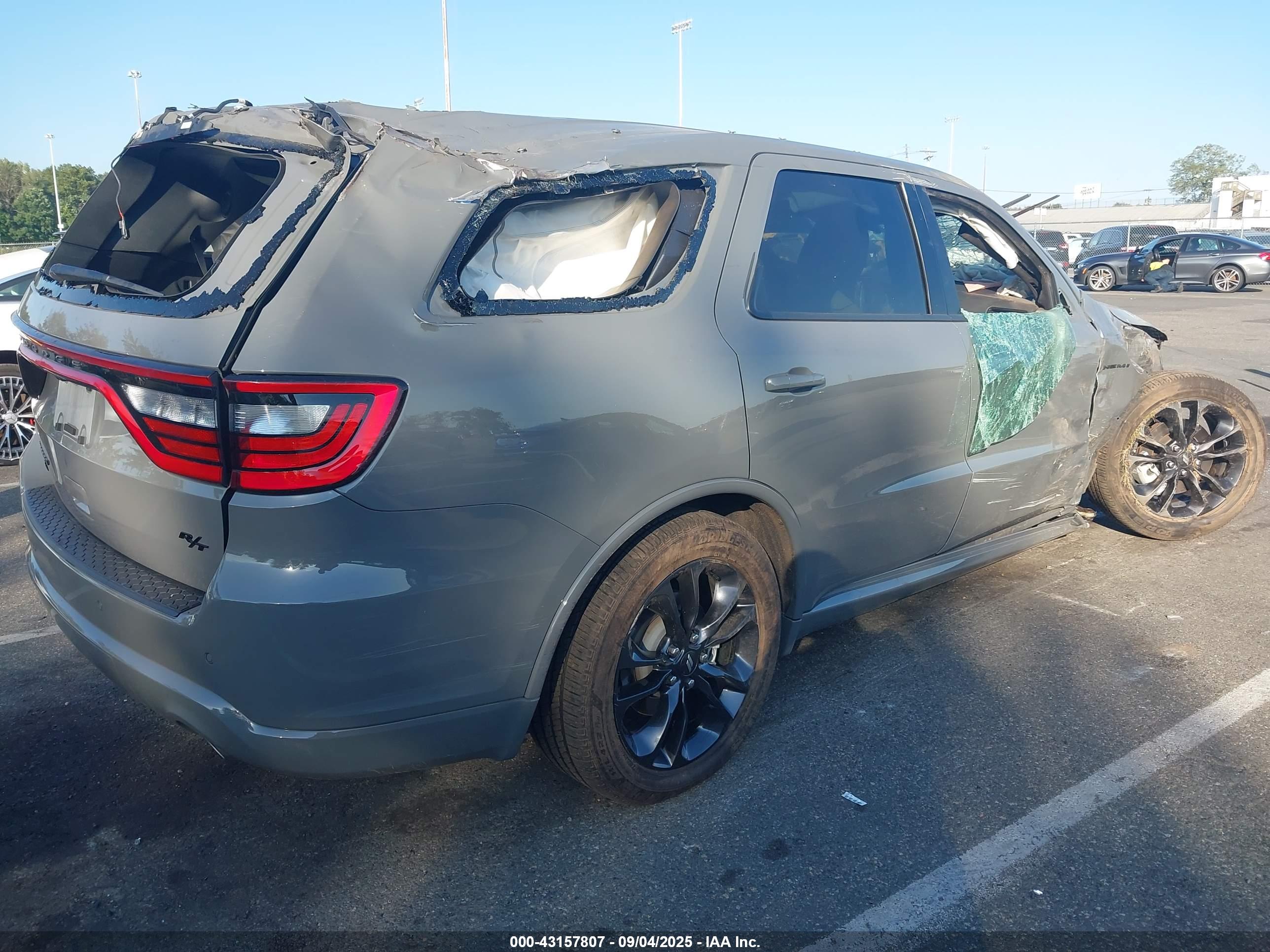 DODGE DURANGO image 4