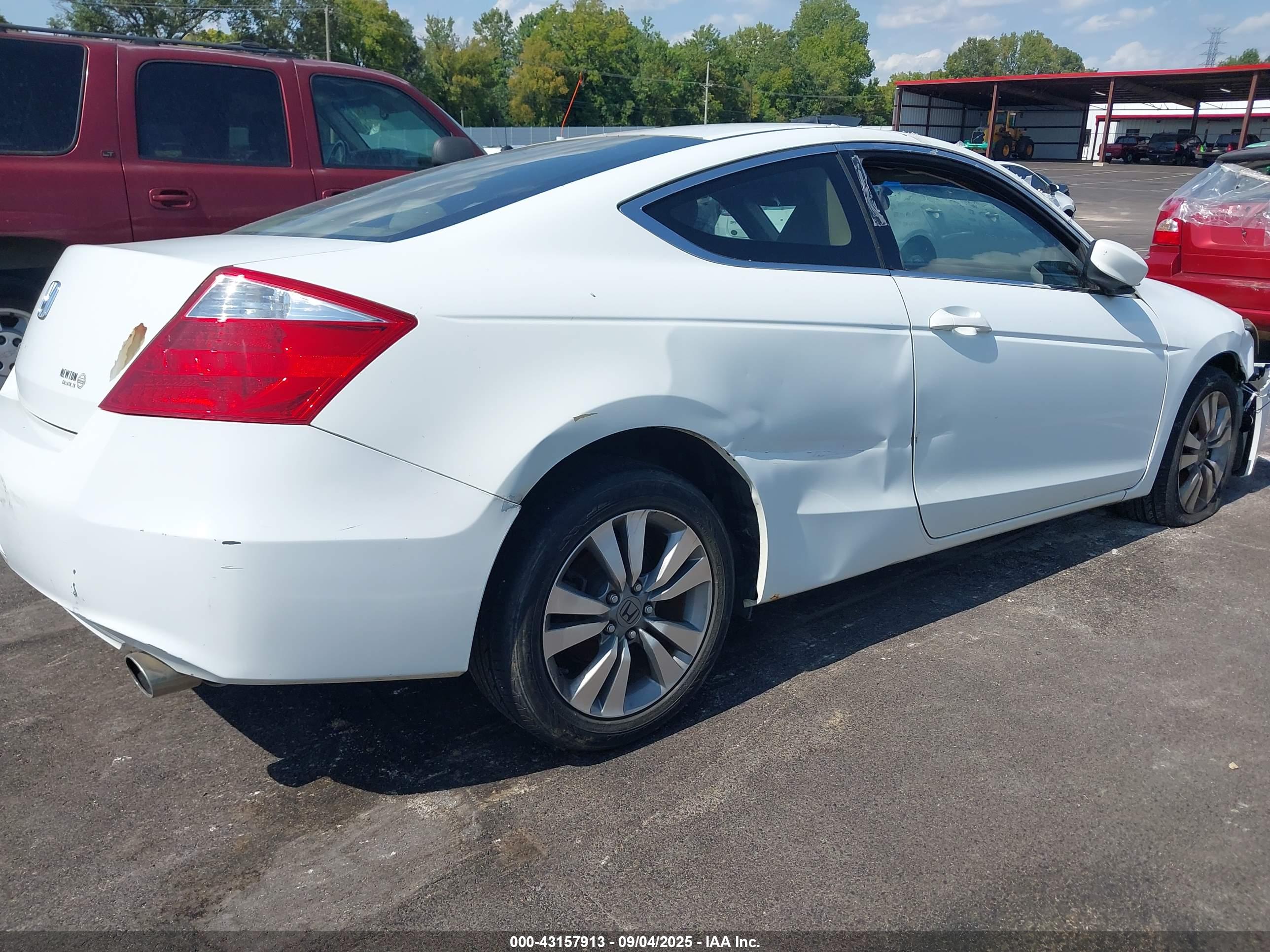 HONDA ACCORD image 4