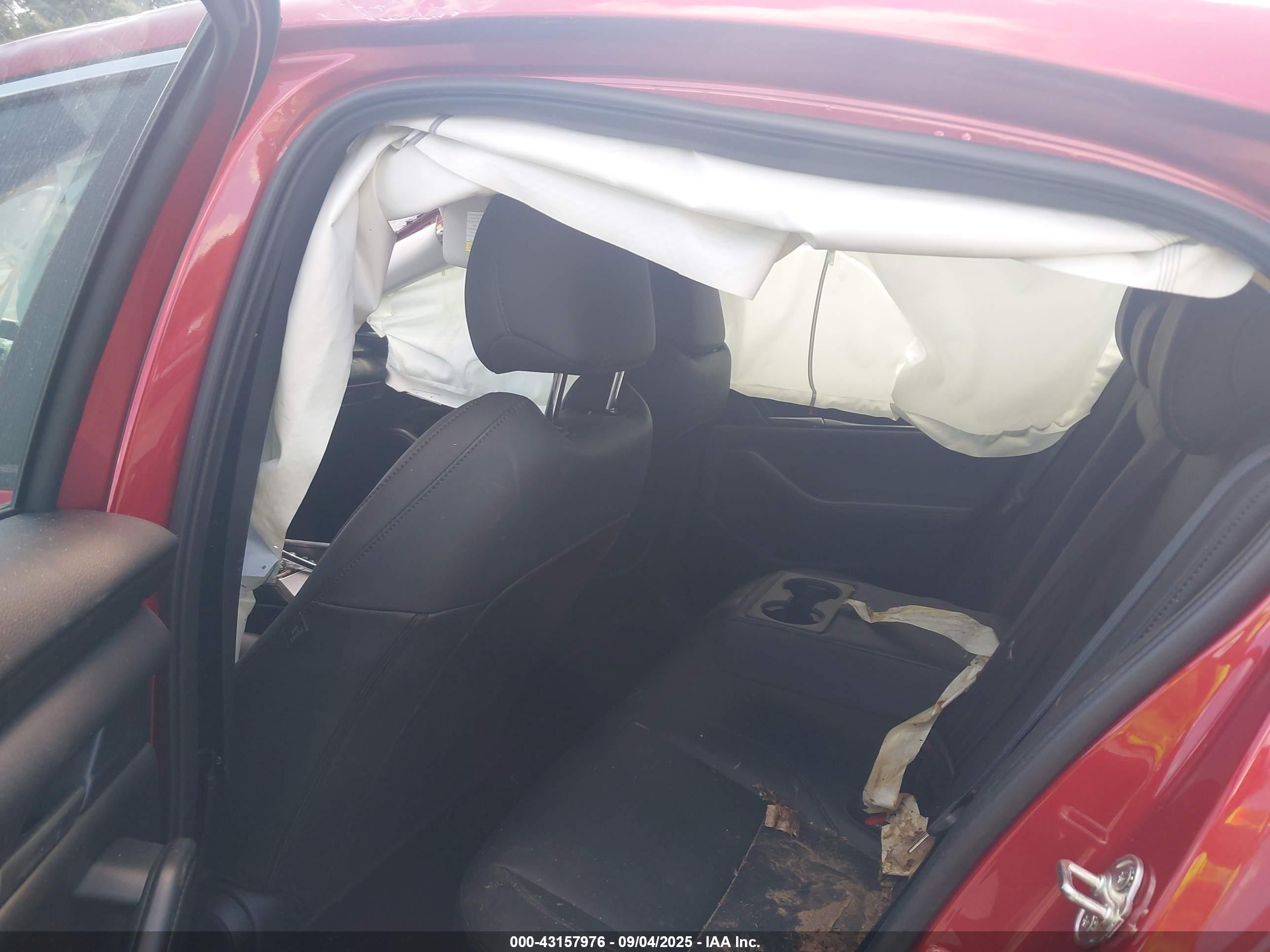 MAZDA MAZDA3 image 8