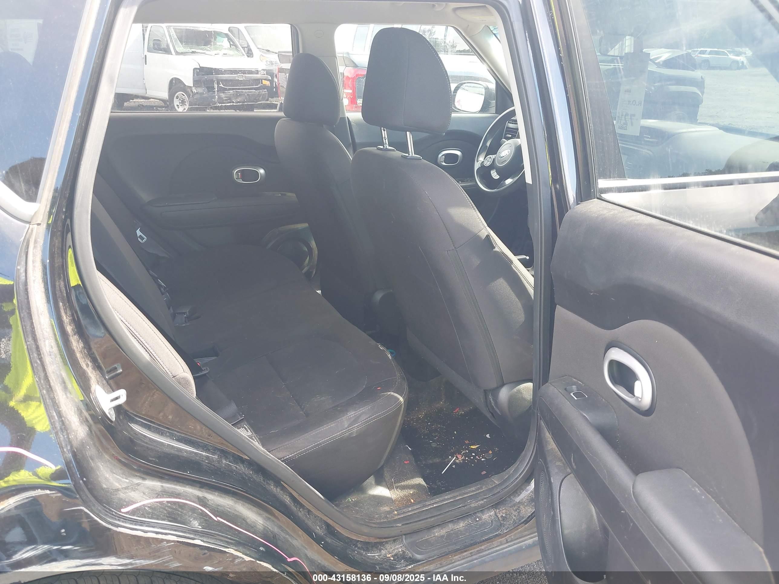 KIA SOUL image 8