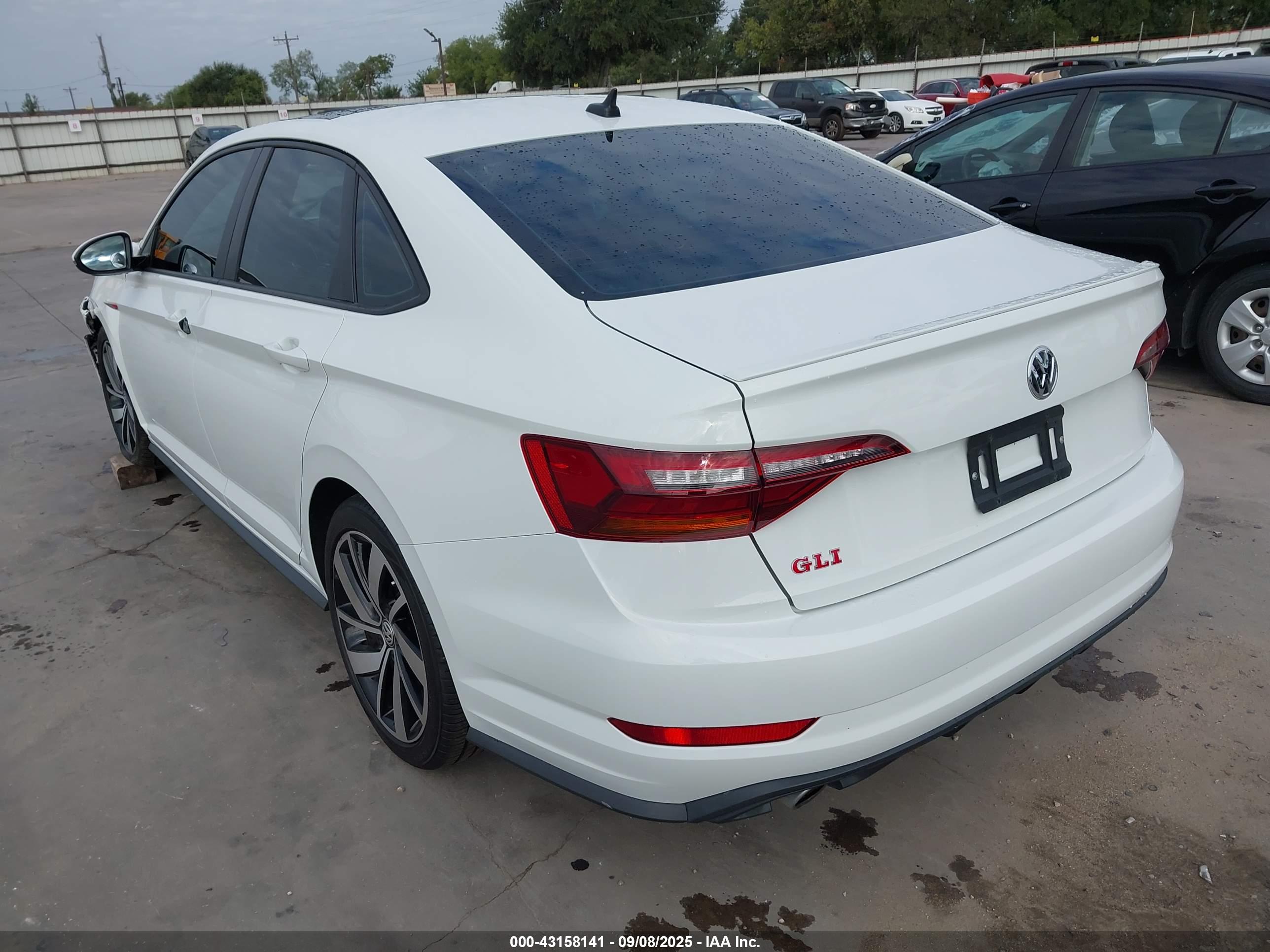 VOLKSWAGEN JETTA image 3