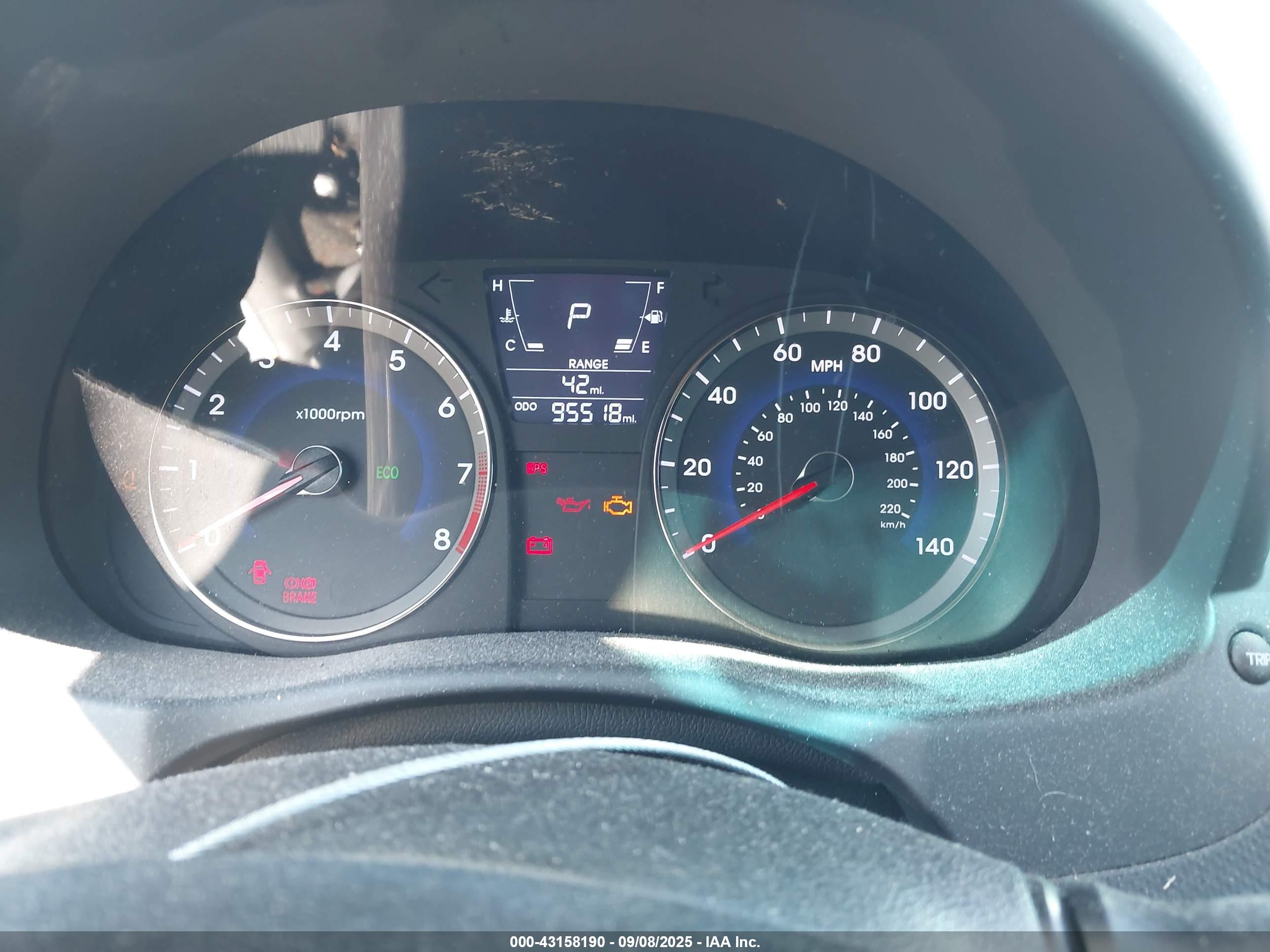 HYUNDAI ACCENT image 7