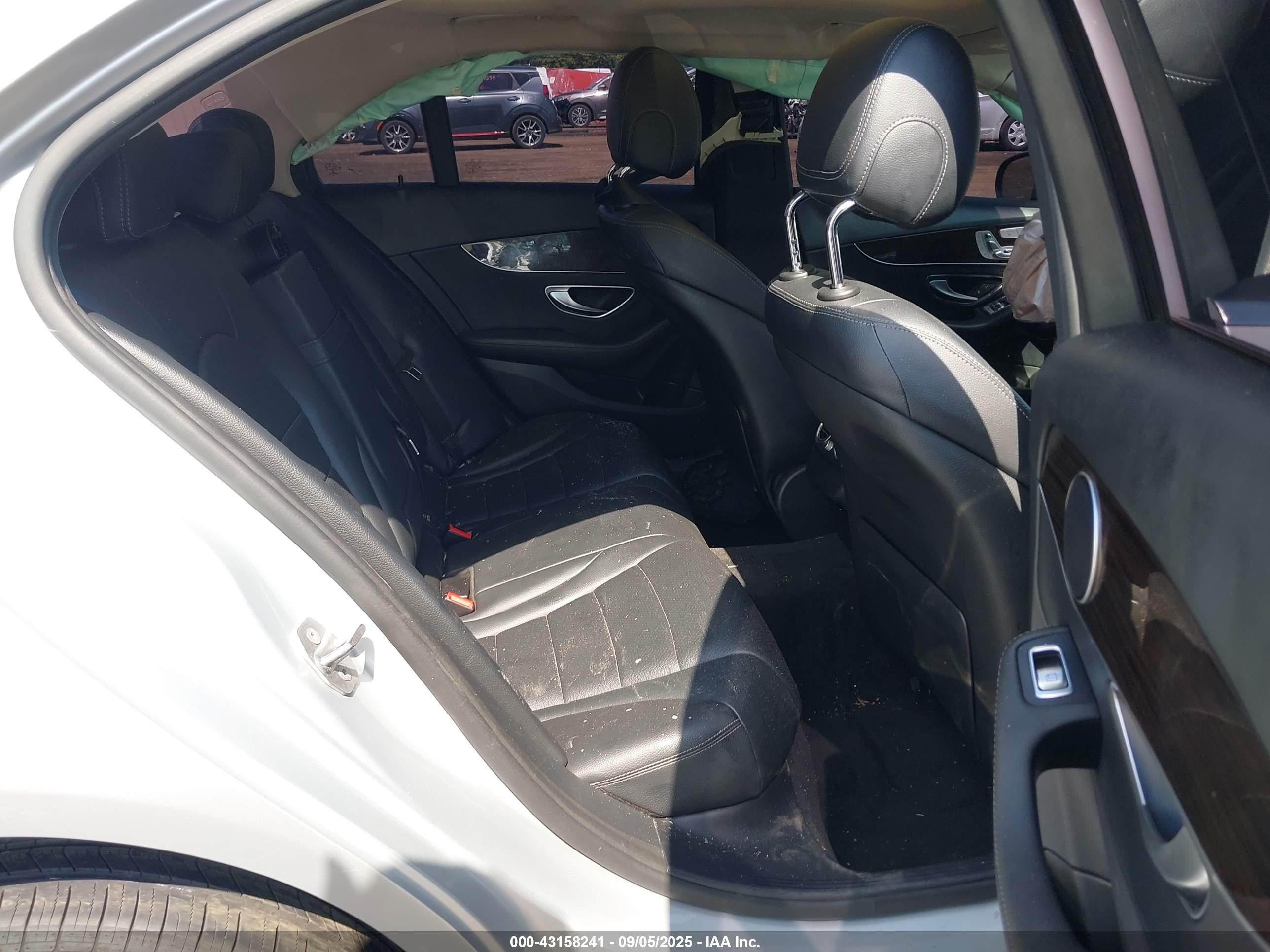 MERCEDES-BENZ C image 8