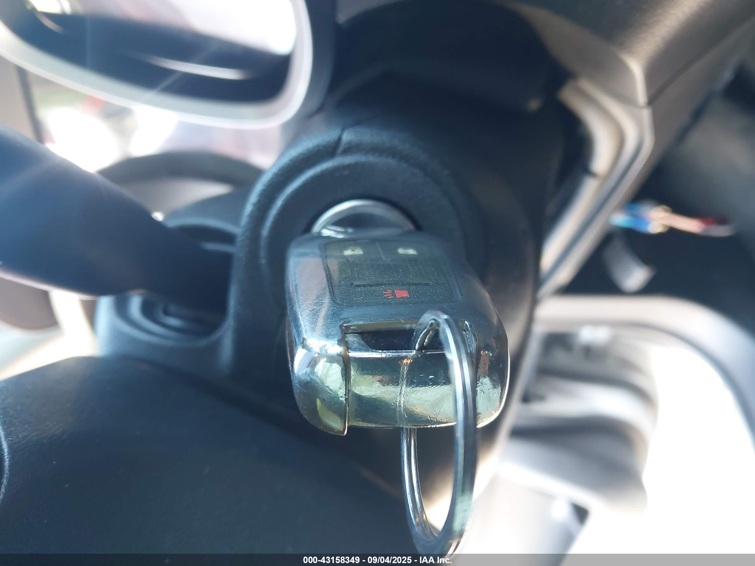 CHEVROLET EQUINOX image 11