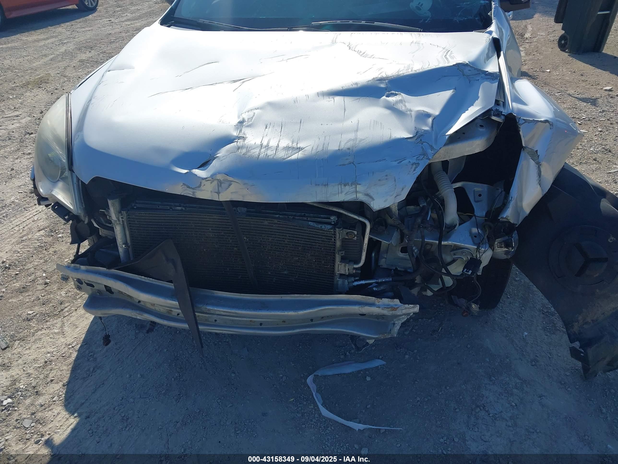 CHEVROLET EQUINOX image 6